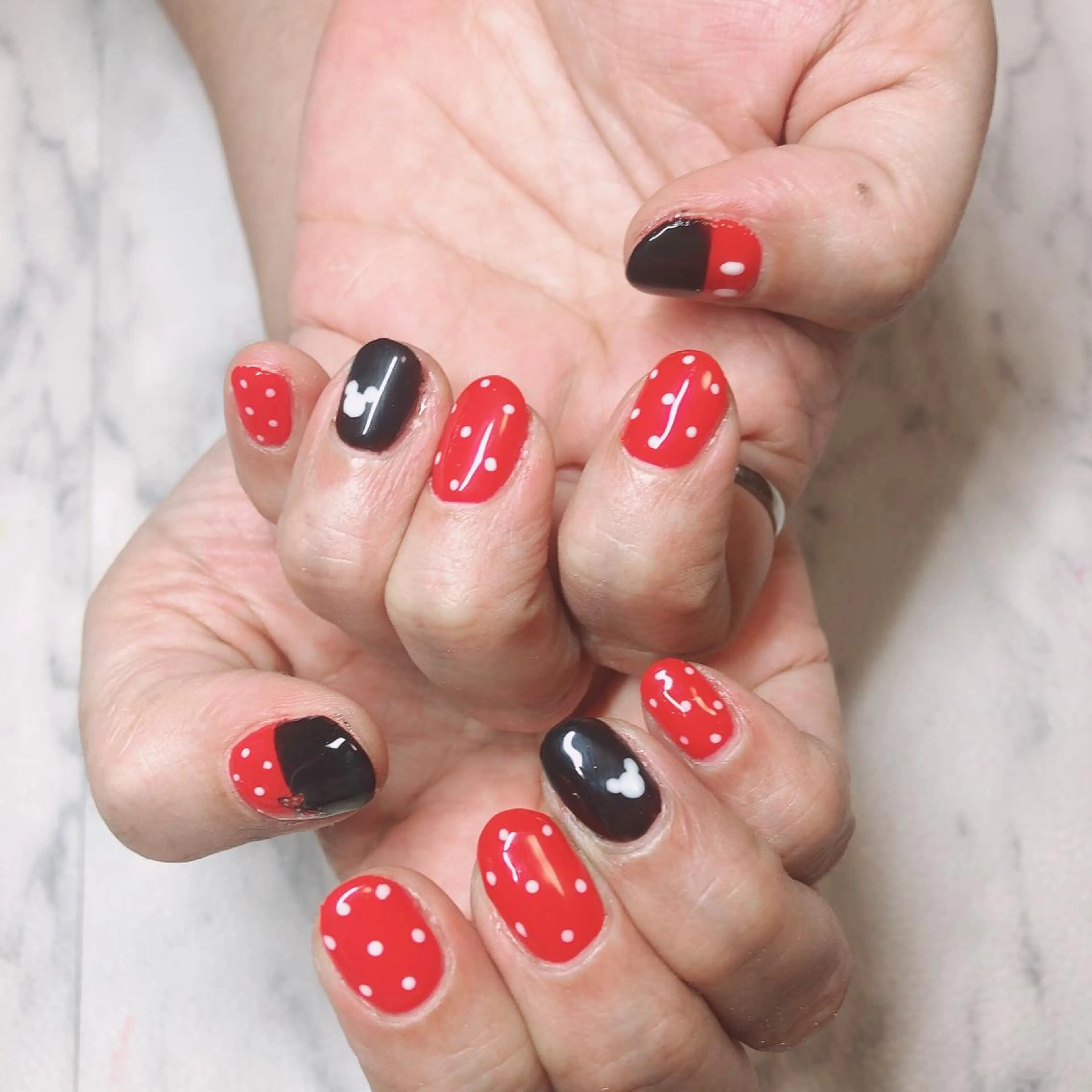 ネイル 持ち込み 結城 怜菜のネイルデザイン