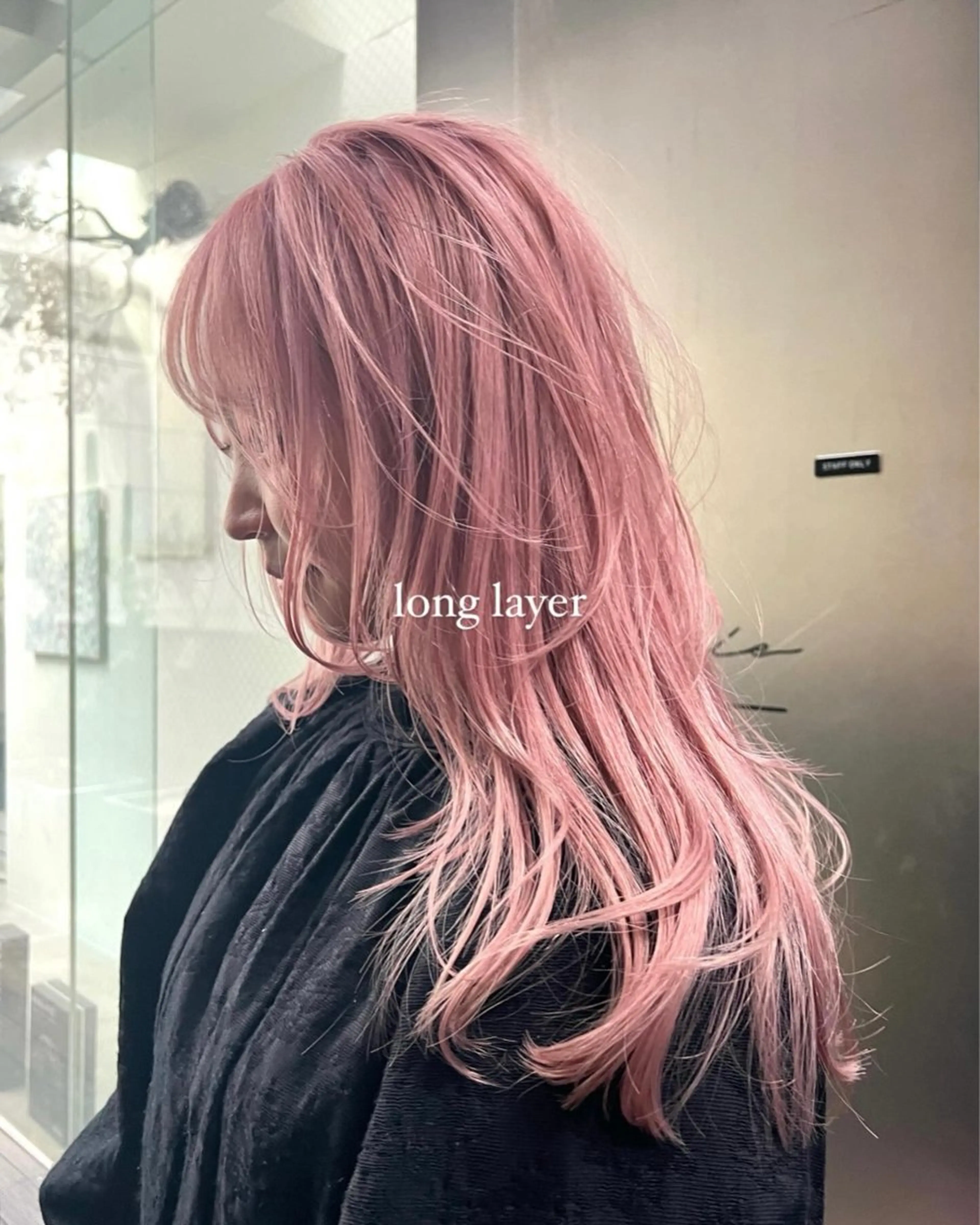 ロング カラー ロングレイヤー ブリーチ ダブルカラー ハイライトカラー ピンクカラー カット ヘアカラー トリートメント CHERIEブリーチ ダブルカラー　天神のヘアスタイル
