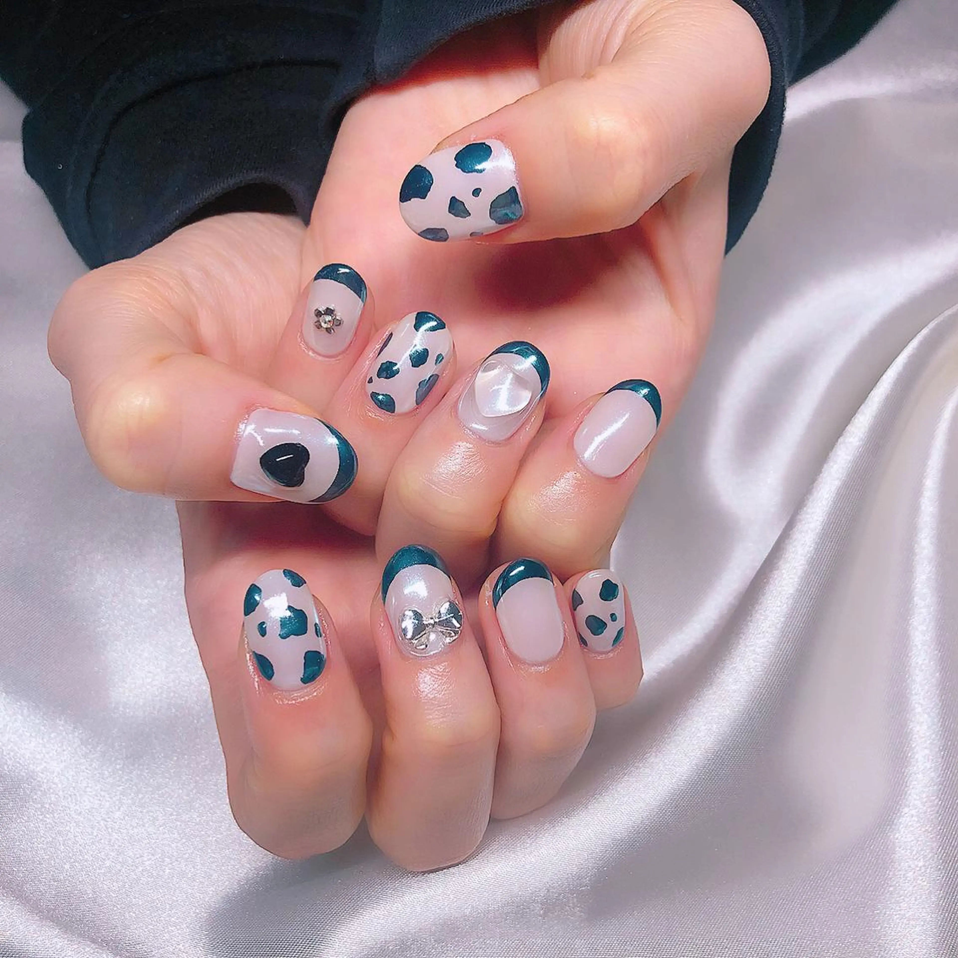 ネイル 持ち込み ハンドネイル フットネイル mi chiのネイルデザイン