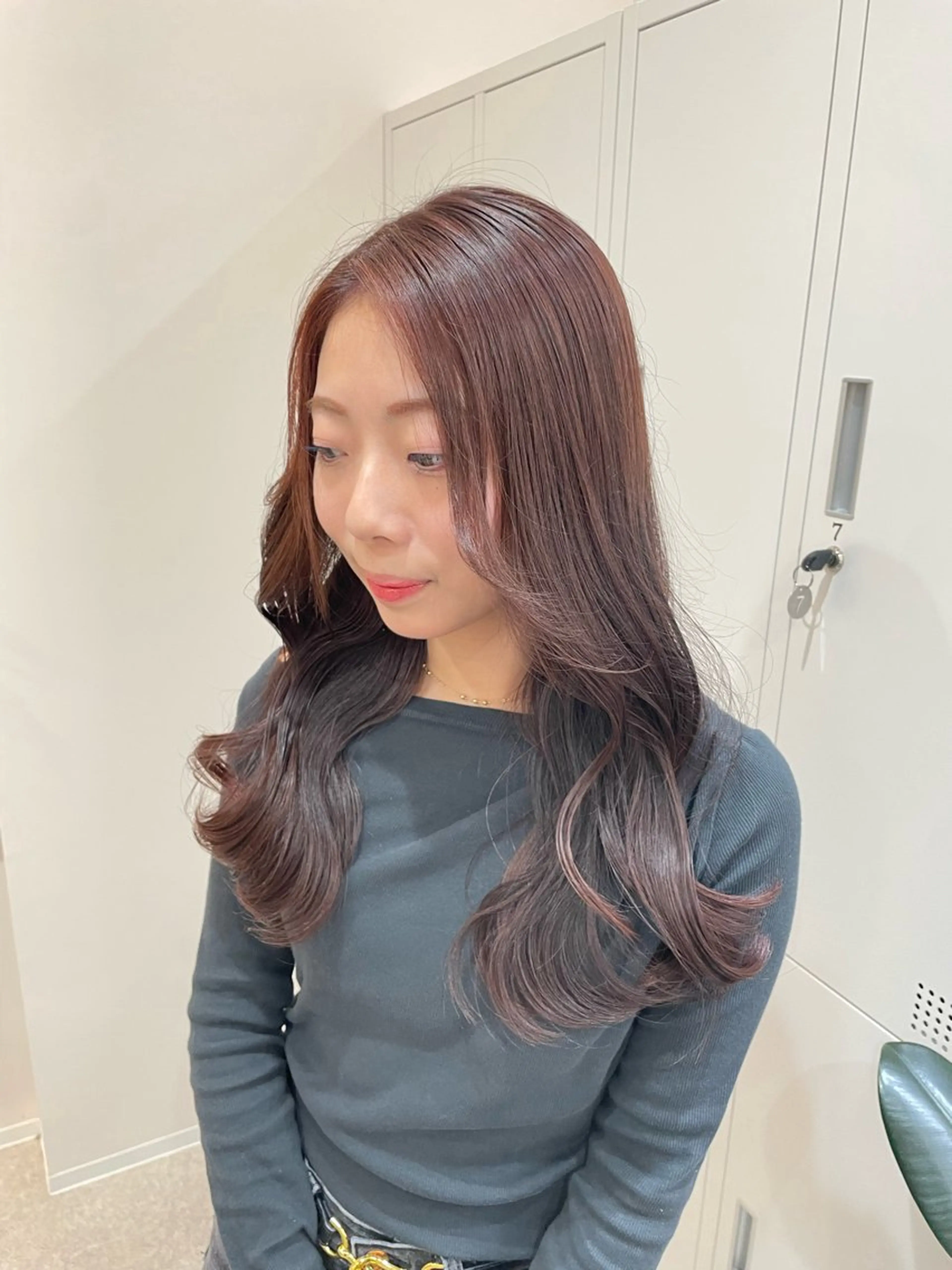 ロング カラー ヘアカラー トリートメント REINA ISHIDOのヘアスタイル
