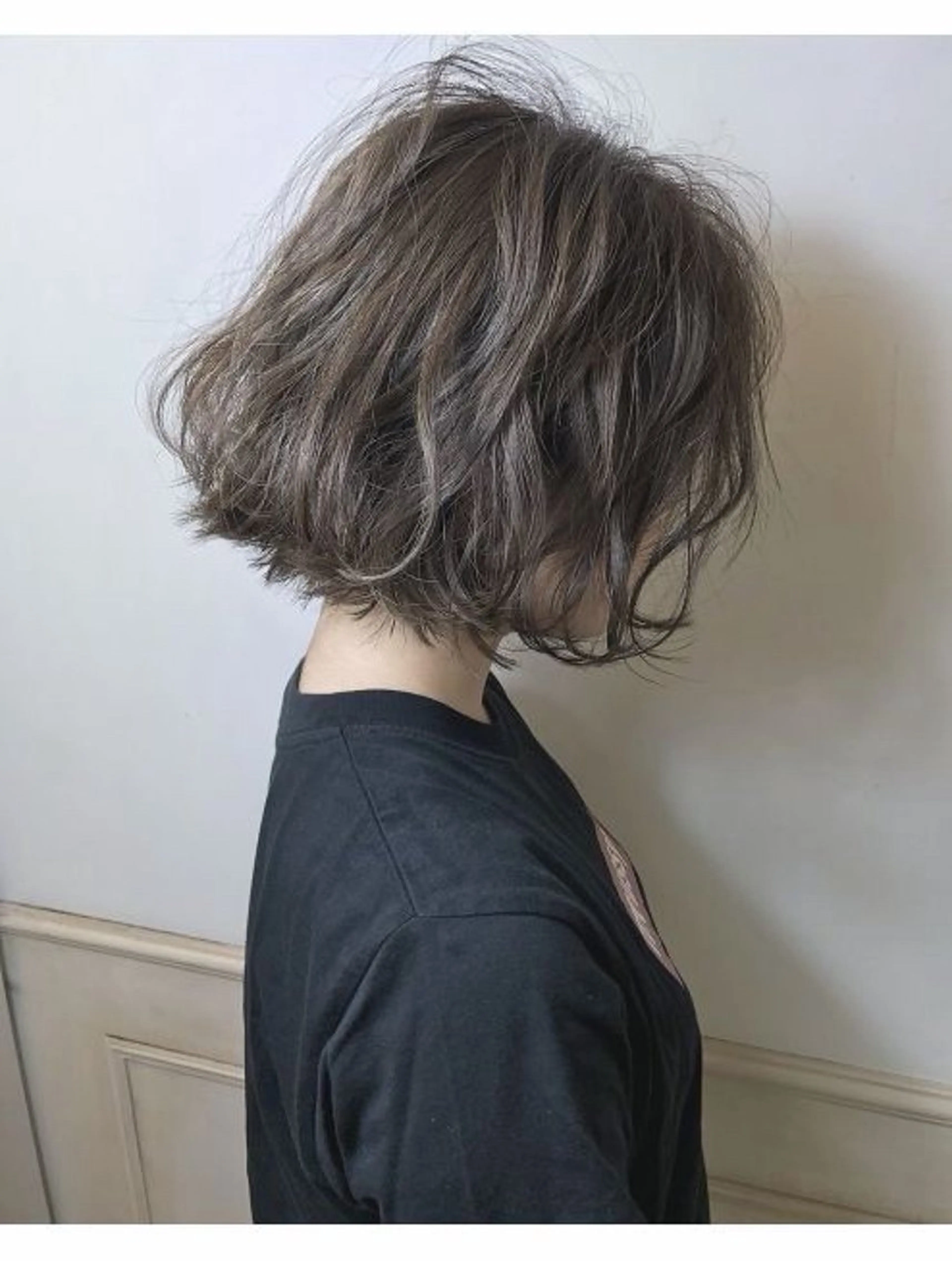 ミディアム カラー パーマ ボブ 森山 陽菜のヘアスタイル