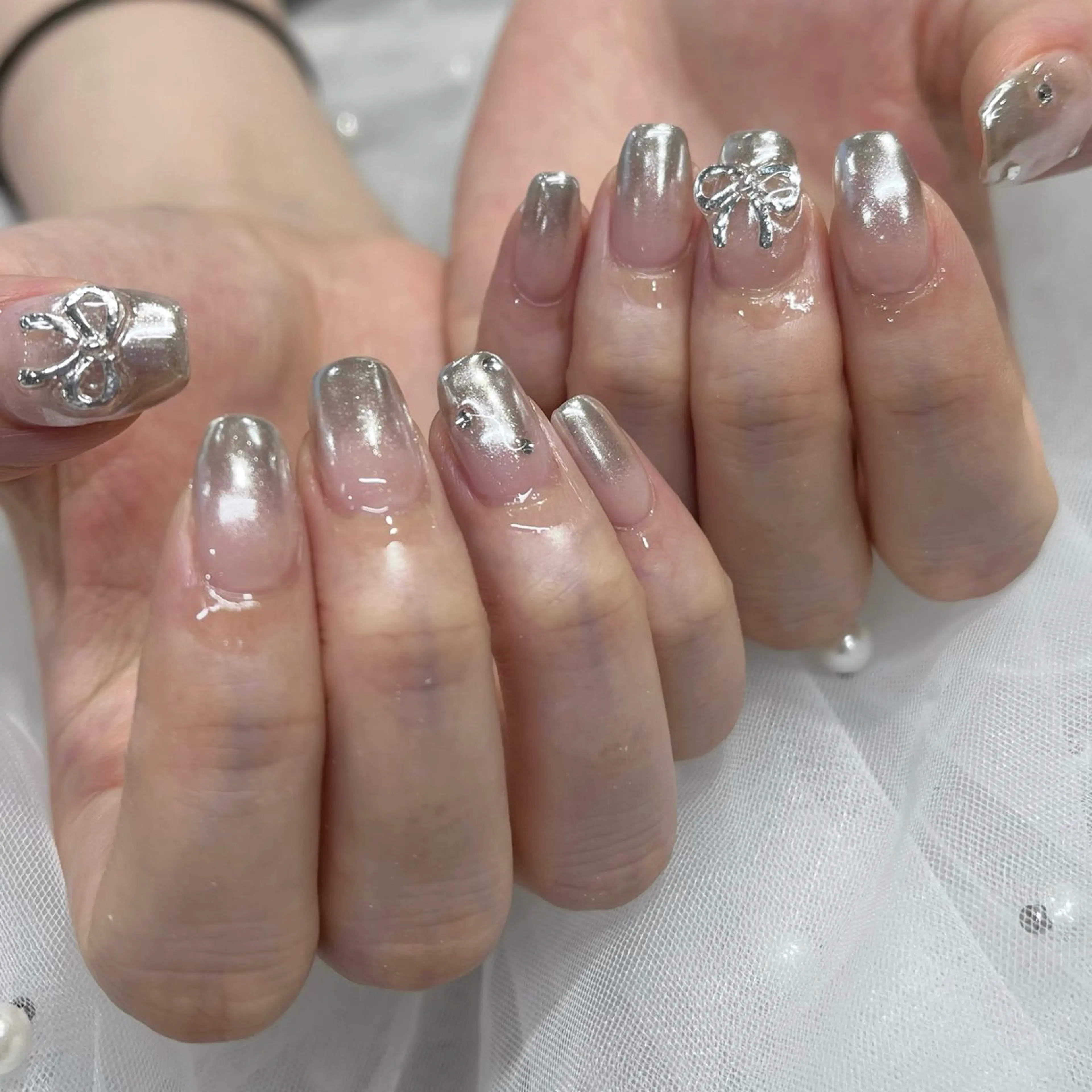 ネイル リボン ハンドネイル 内田 里穂のネイルデザイン