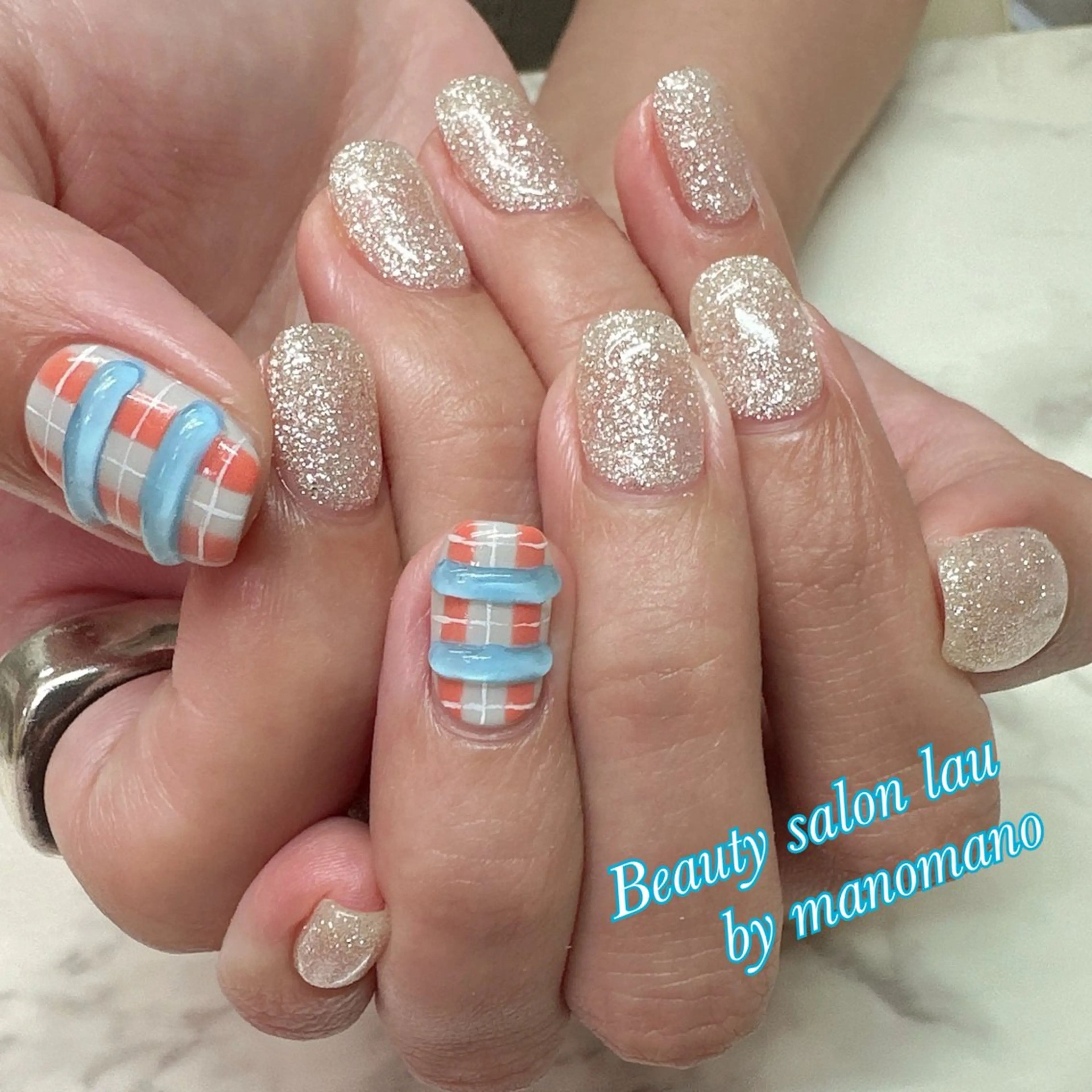 ネイル ラメ(グリッター) ぷっくりネイル ハンドネイル ラウバイマノマノ なかざとのネイルデザイン