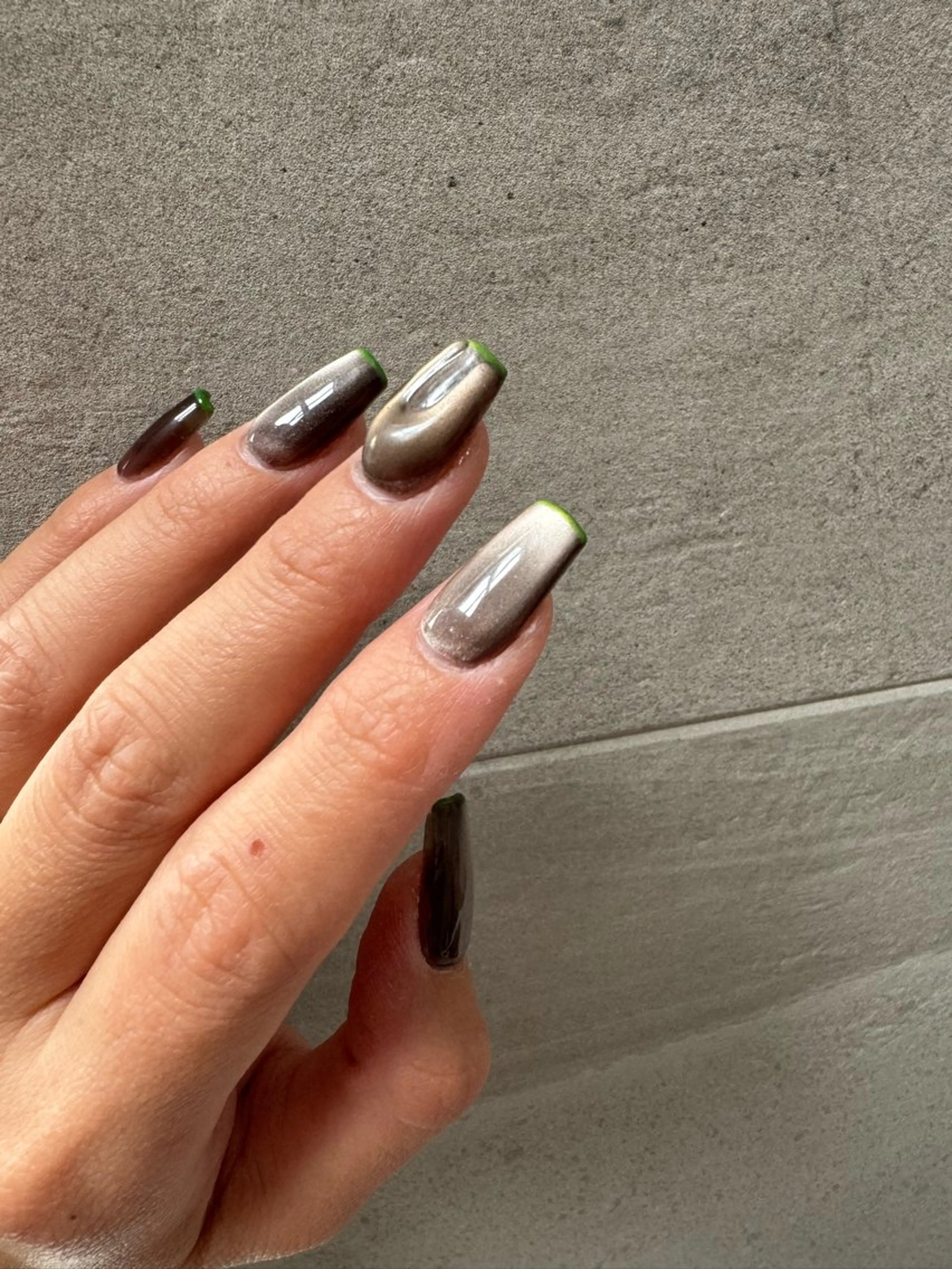 ネイル マグネットネイル ぷっくりネイル ハンドネイル A.nail　room所属・A. Nailroomのネイルデザイン