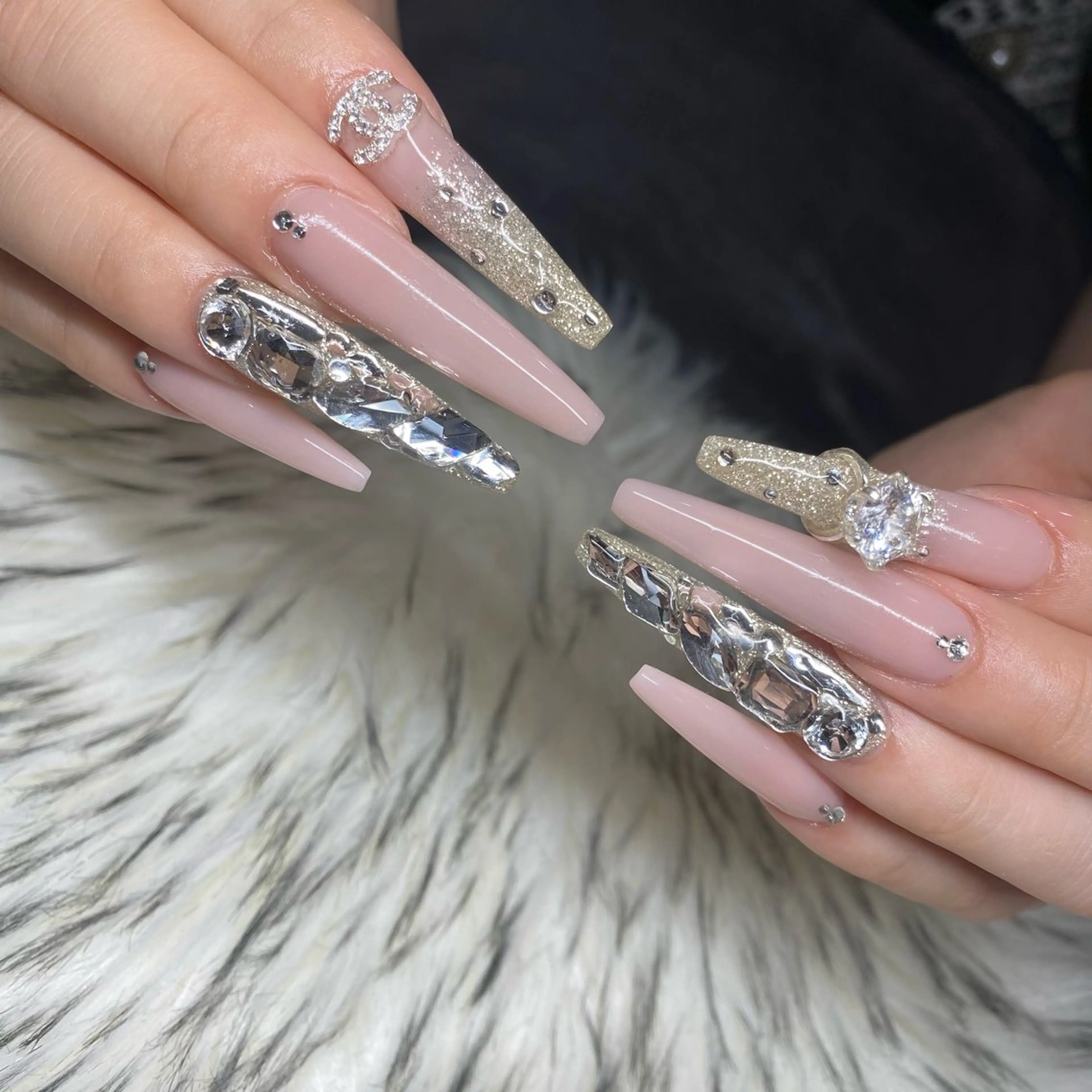 ネイル ハンドネイル la vie  Luire所属・la vie Luire ｱｽｶのネイルデザイン