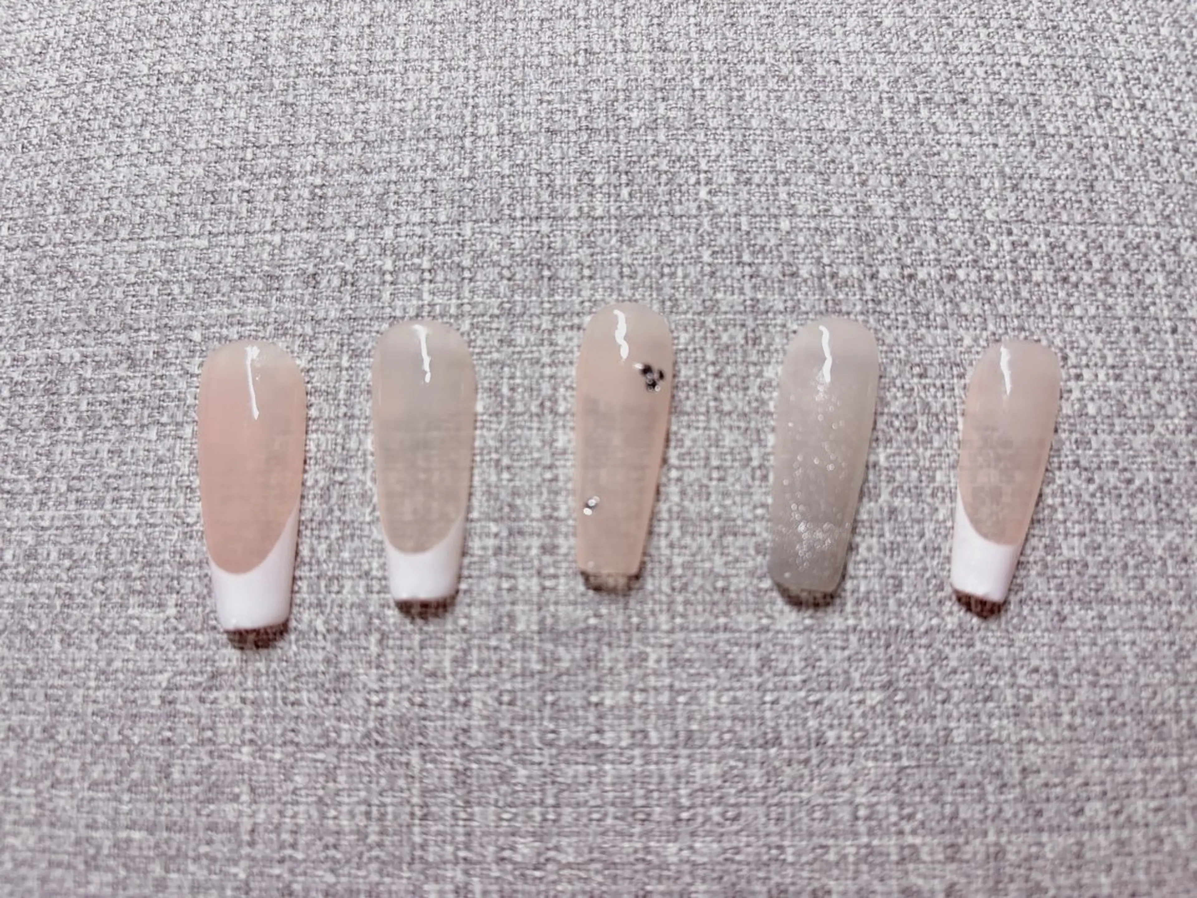 ジェルオフ無り🩵フレンチ（クリアベース）の写真