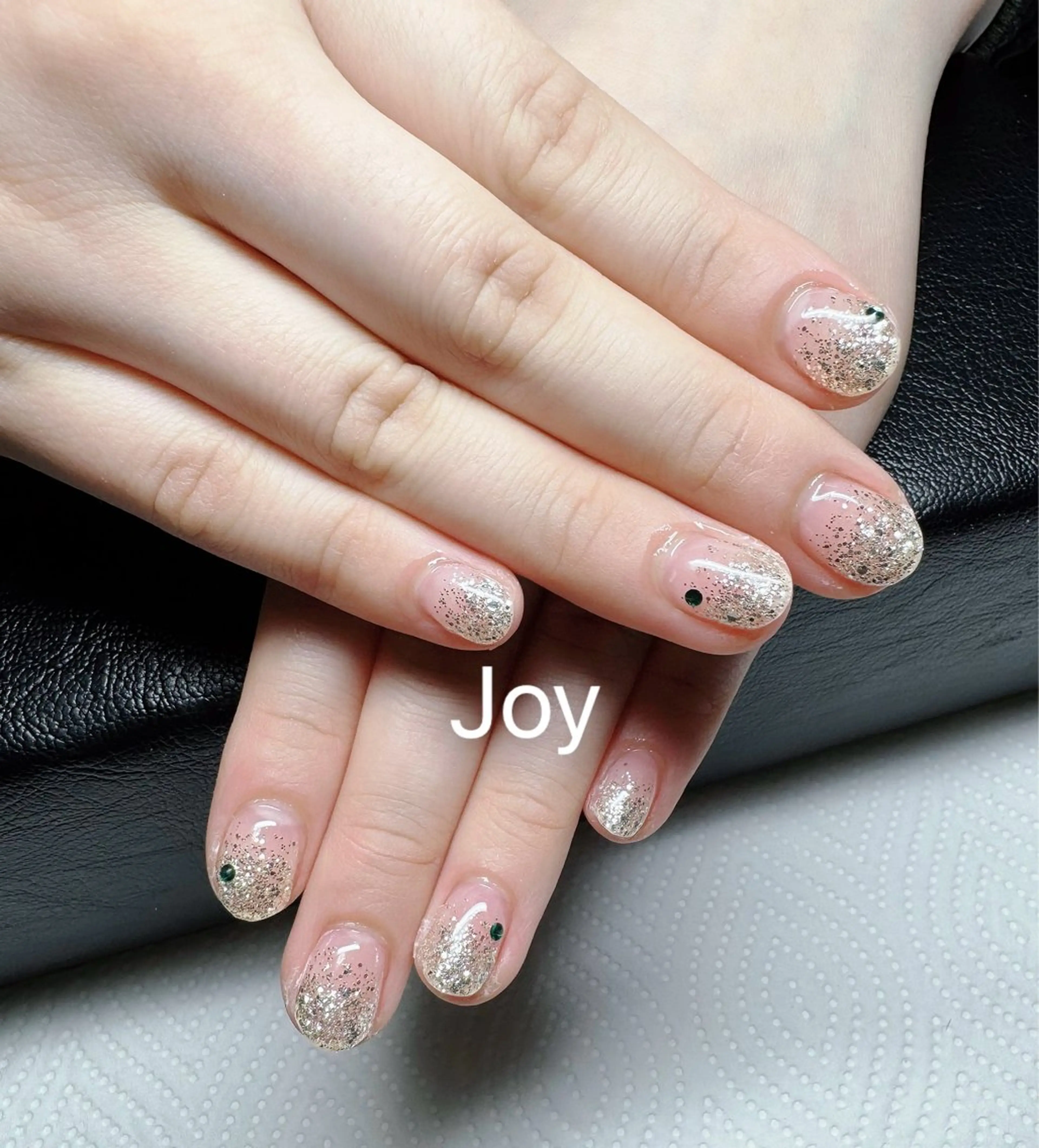 ネイル グラデーション シンプルネイル ストーンネイル Nail Salon JOYのネイルデザイン