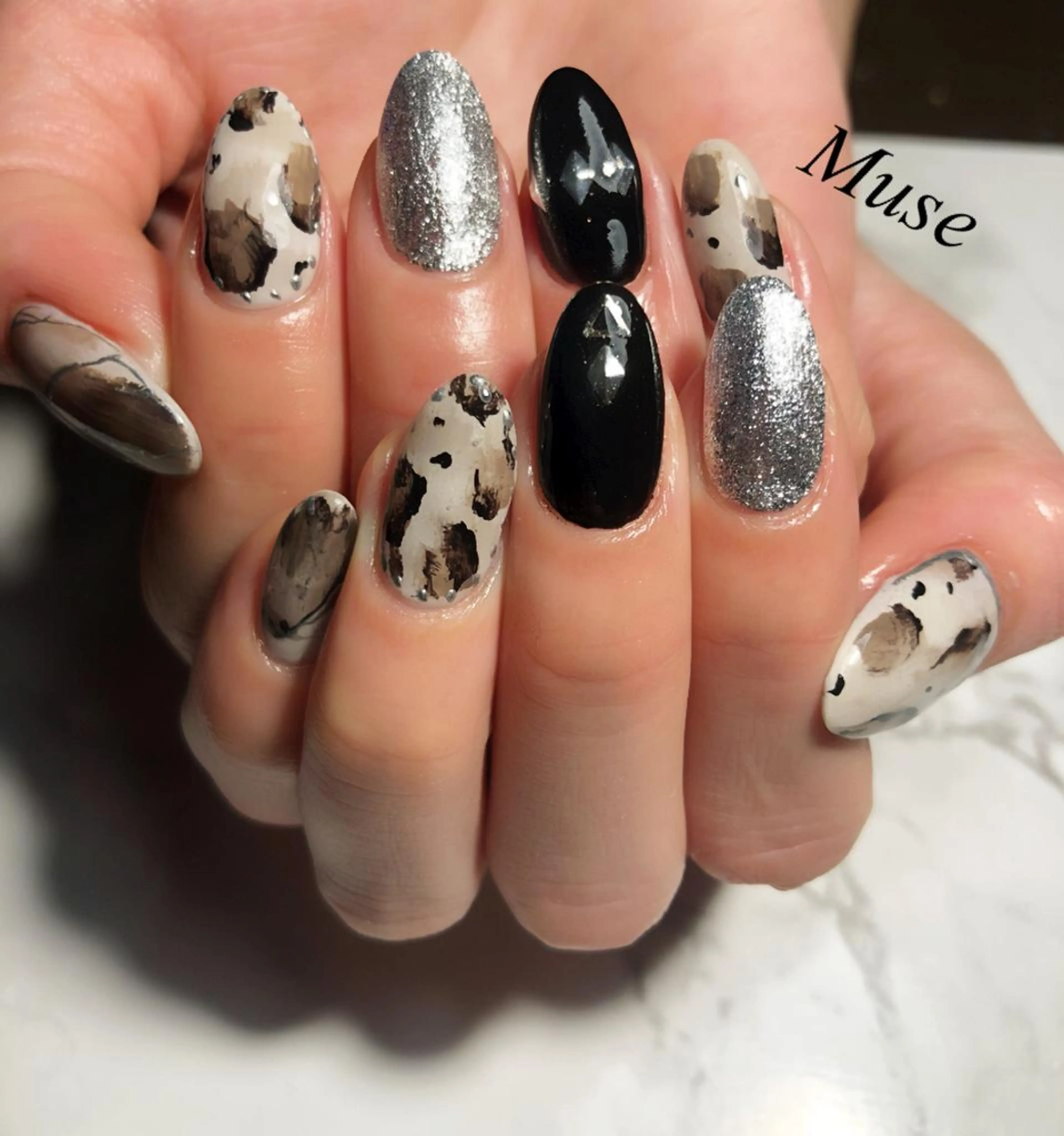 ネイル アニマル柄 ハンドネイル Nail salon Museのネイルデザイン