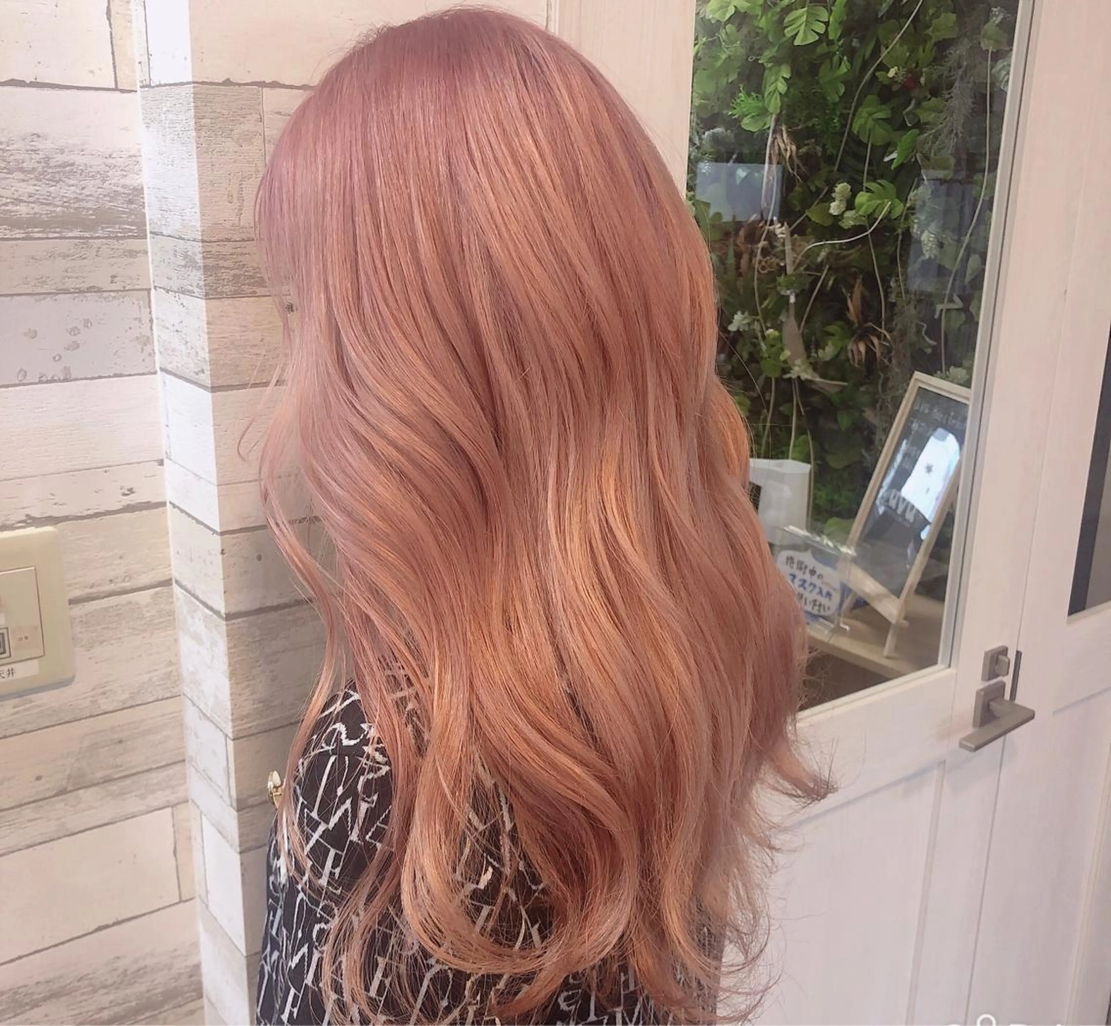 ロング L'wis所属・🪄🫧ハイトーン/ 乙津茜🐰L'wisのヘアスタイル