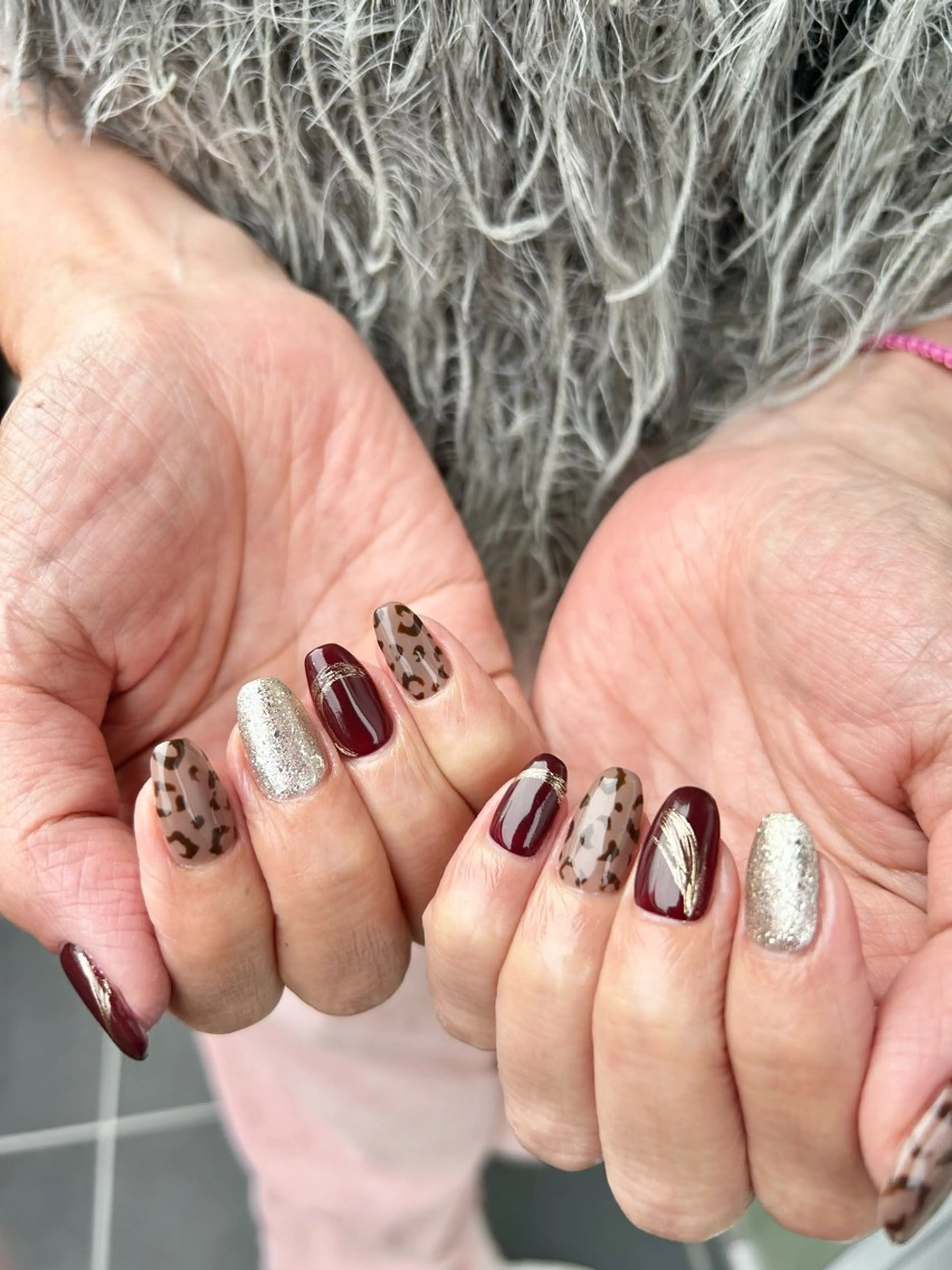 ネイル ハンドネイル フットネイル TESORO nailのネイルデザイン