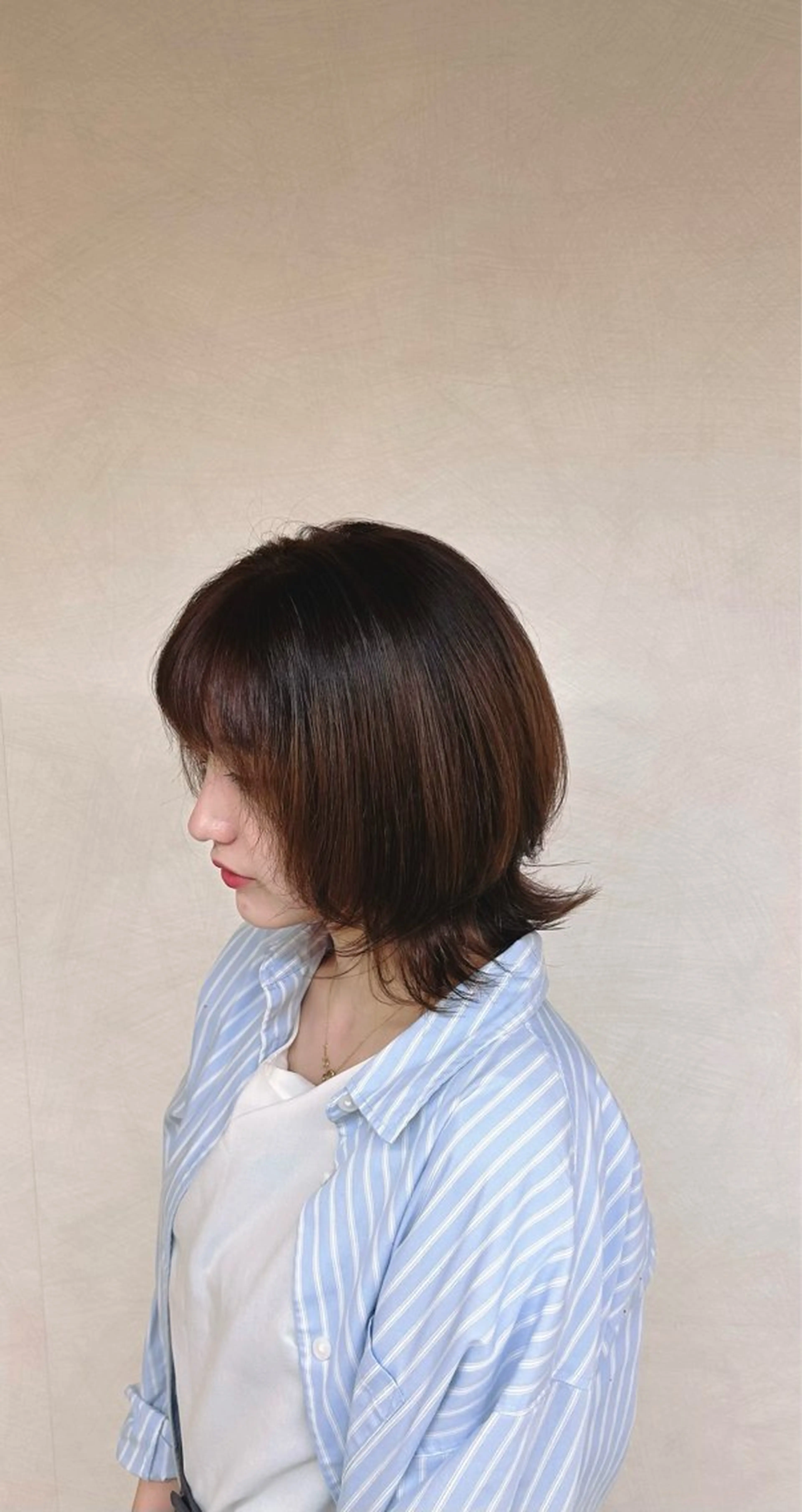 ミディアム 外ハネヘア カット 艶カラー/ 韓国レイヤー/ナオのヘアスタイル