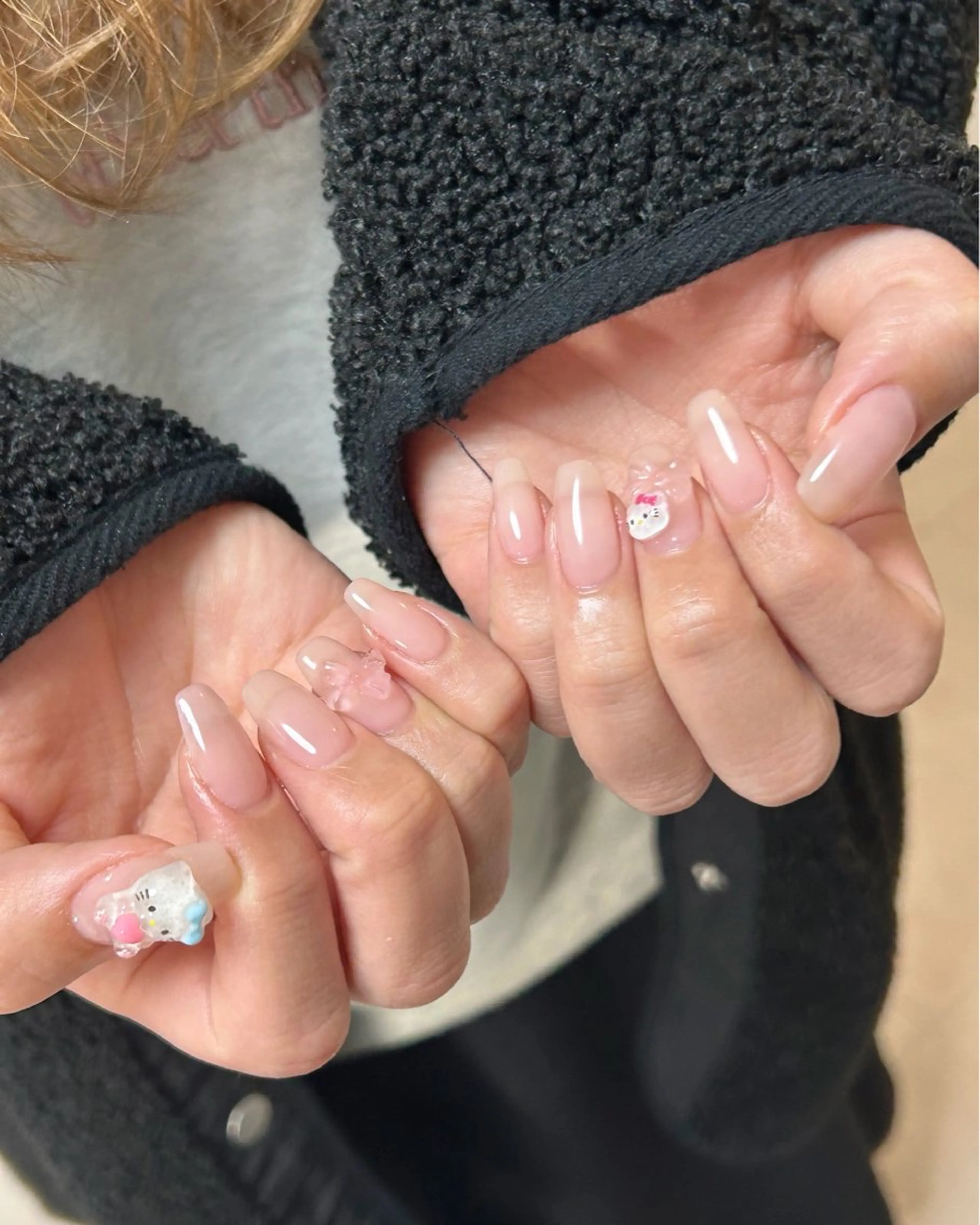ネイル 氷ネイル・うるうるネイル リボン ハンドネイル ten nail salon　かえでのネイルデザイン