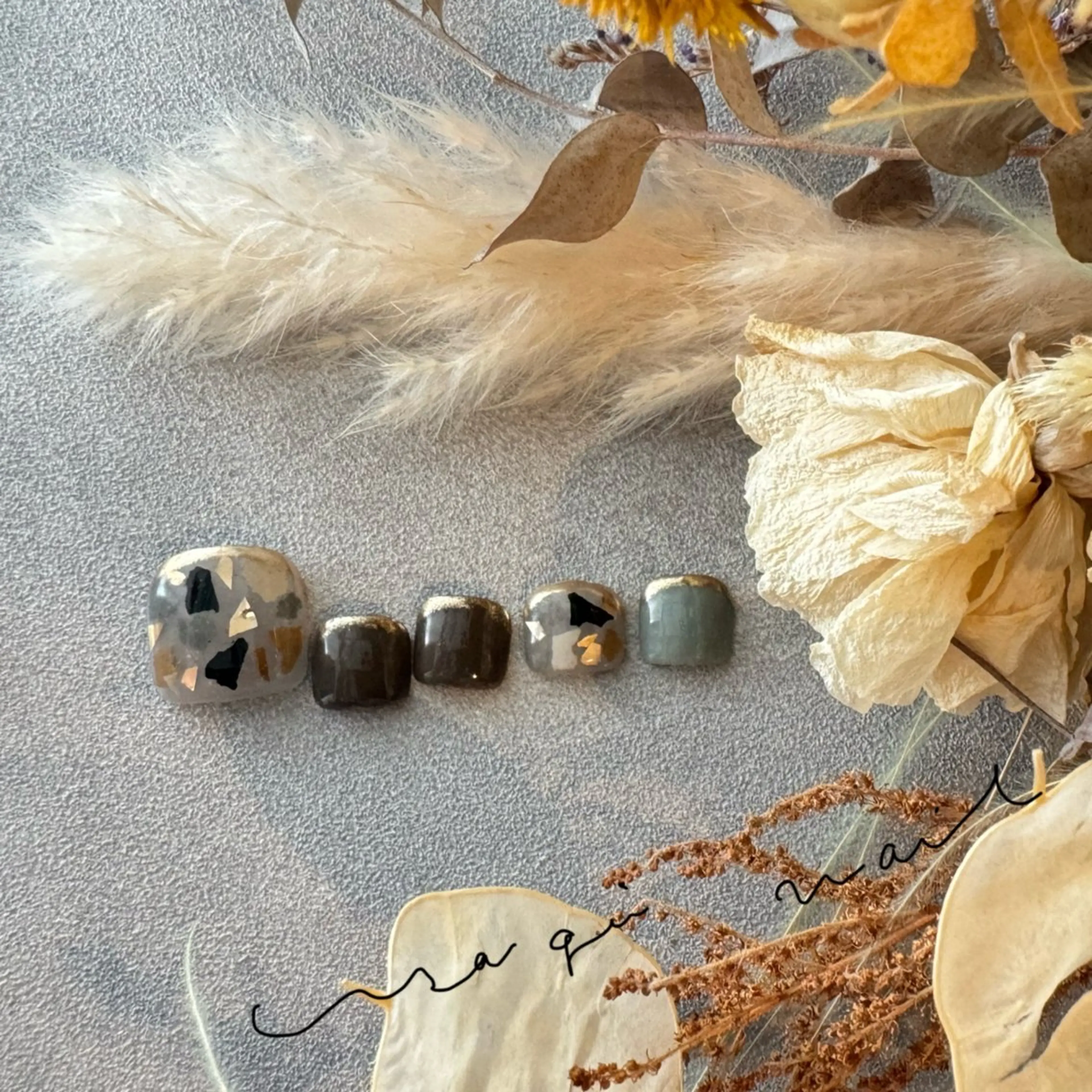 ネイル フットネイル usagi nailのネイルデザイン