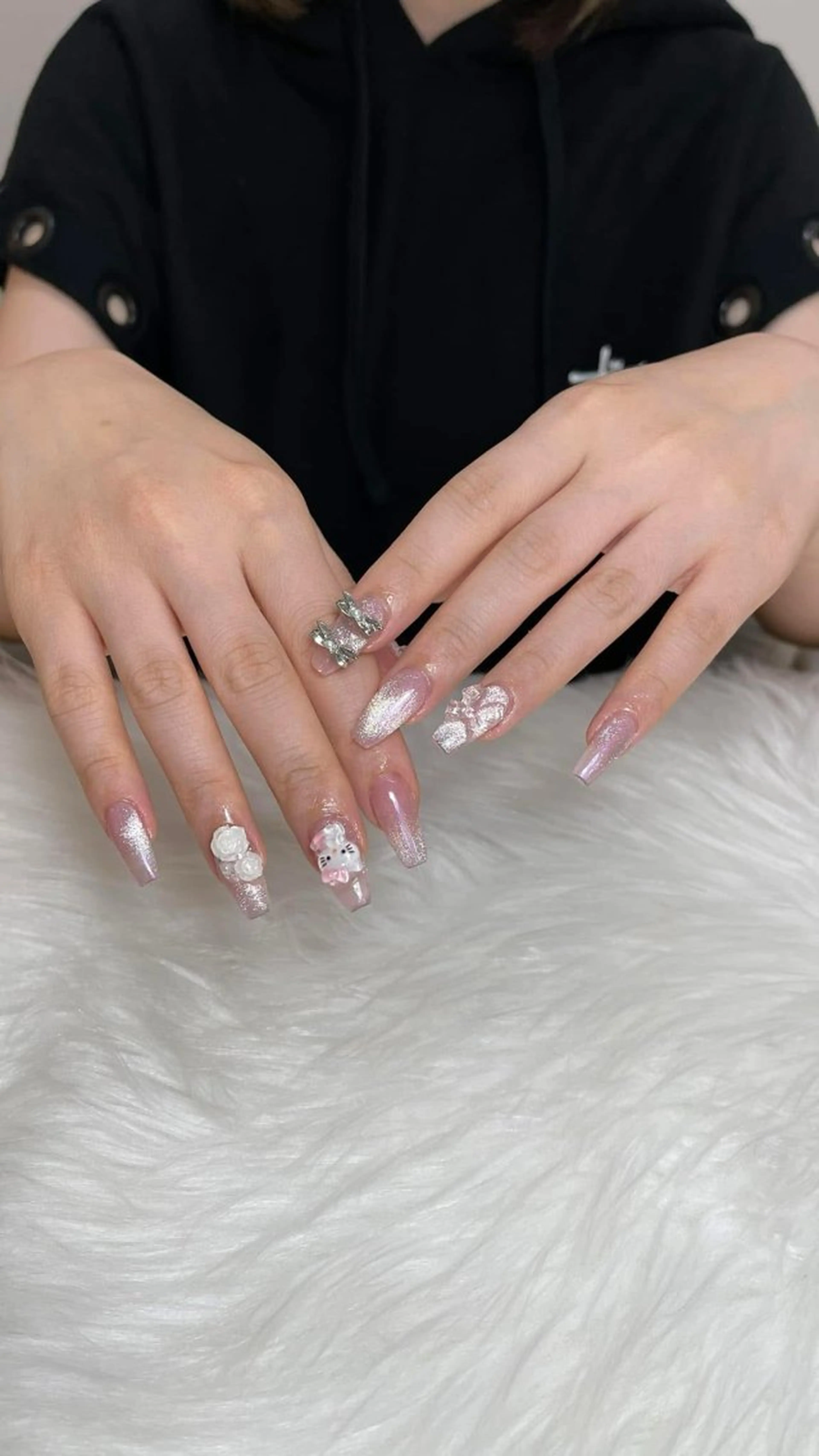 ネイル アートネイル チークネイル 長さ出し フレンチネイル ジェルネイル Lily nails studio所属・ネイルサロン Lilyのネイルデザイン