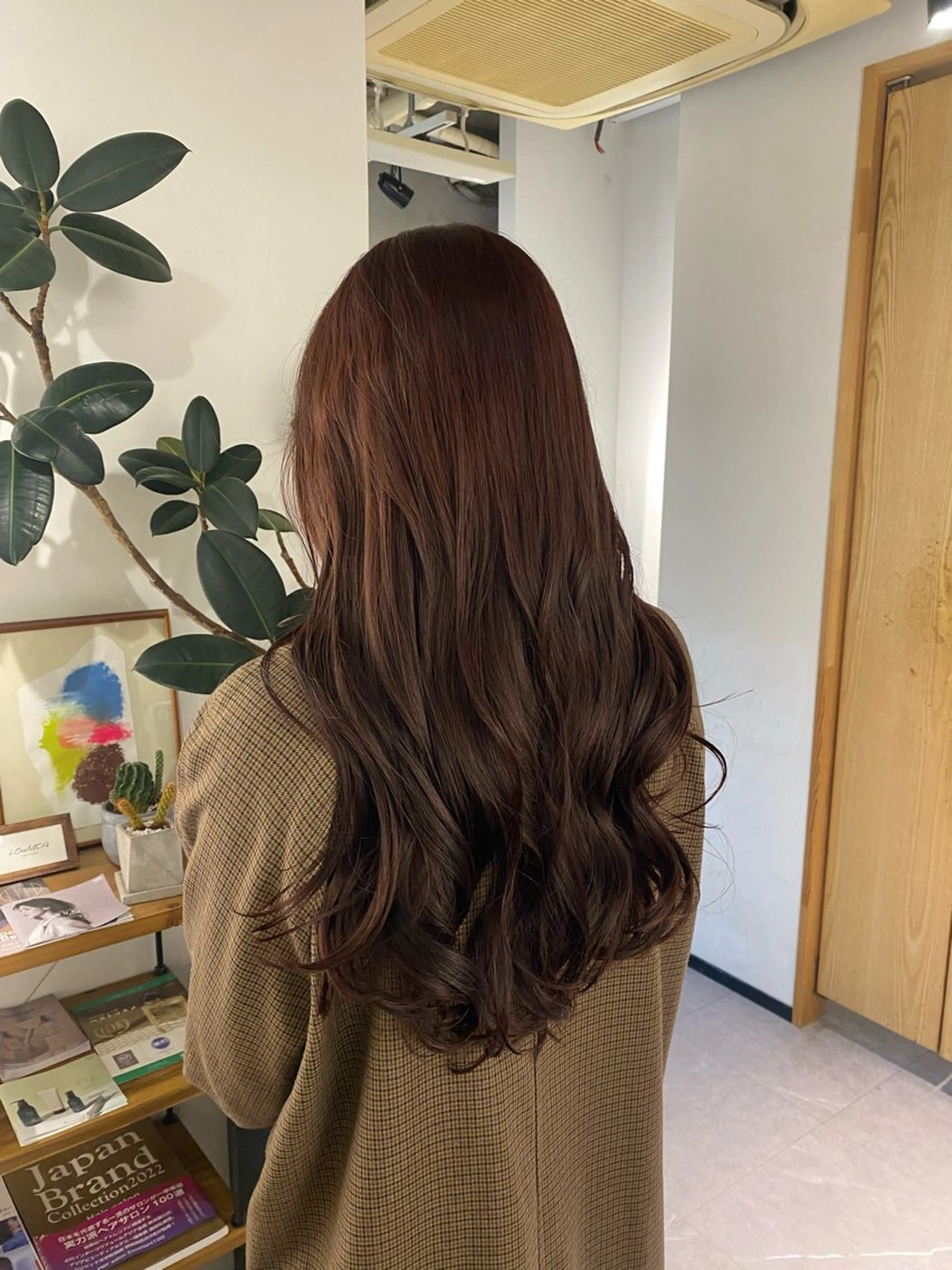 ロング カラー ヘアカラー トリートメント LOuNICA銀座所属・透明感カラー/ カット/安田　伍輝のヘアスタイル