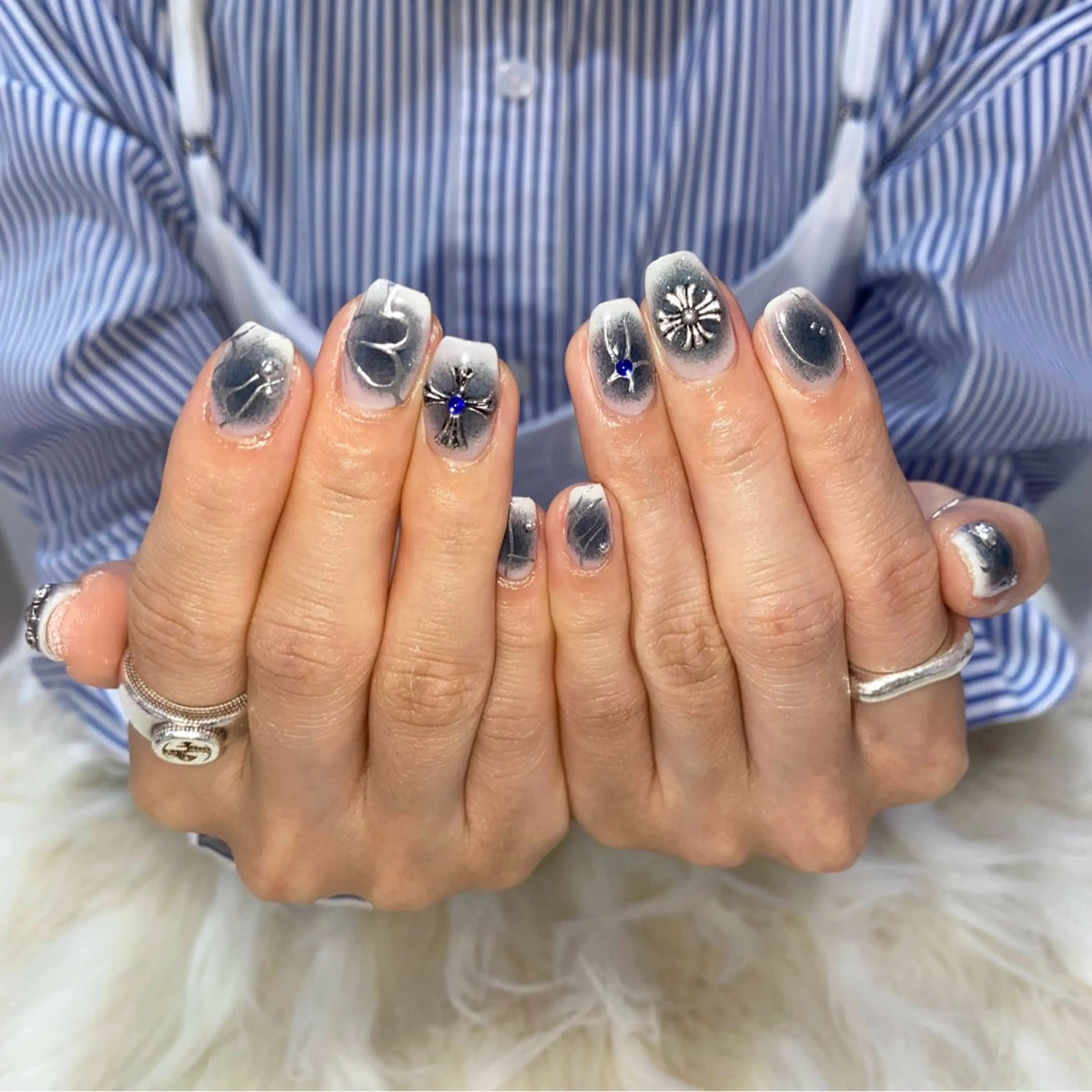 ネイル 長さ出し フットネイル フレンチネイル ジェルネイル グラデーション ハンドネイル Nail&eye Belire 新宿のネイルデザイン