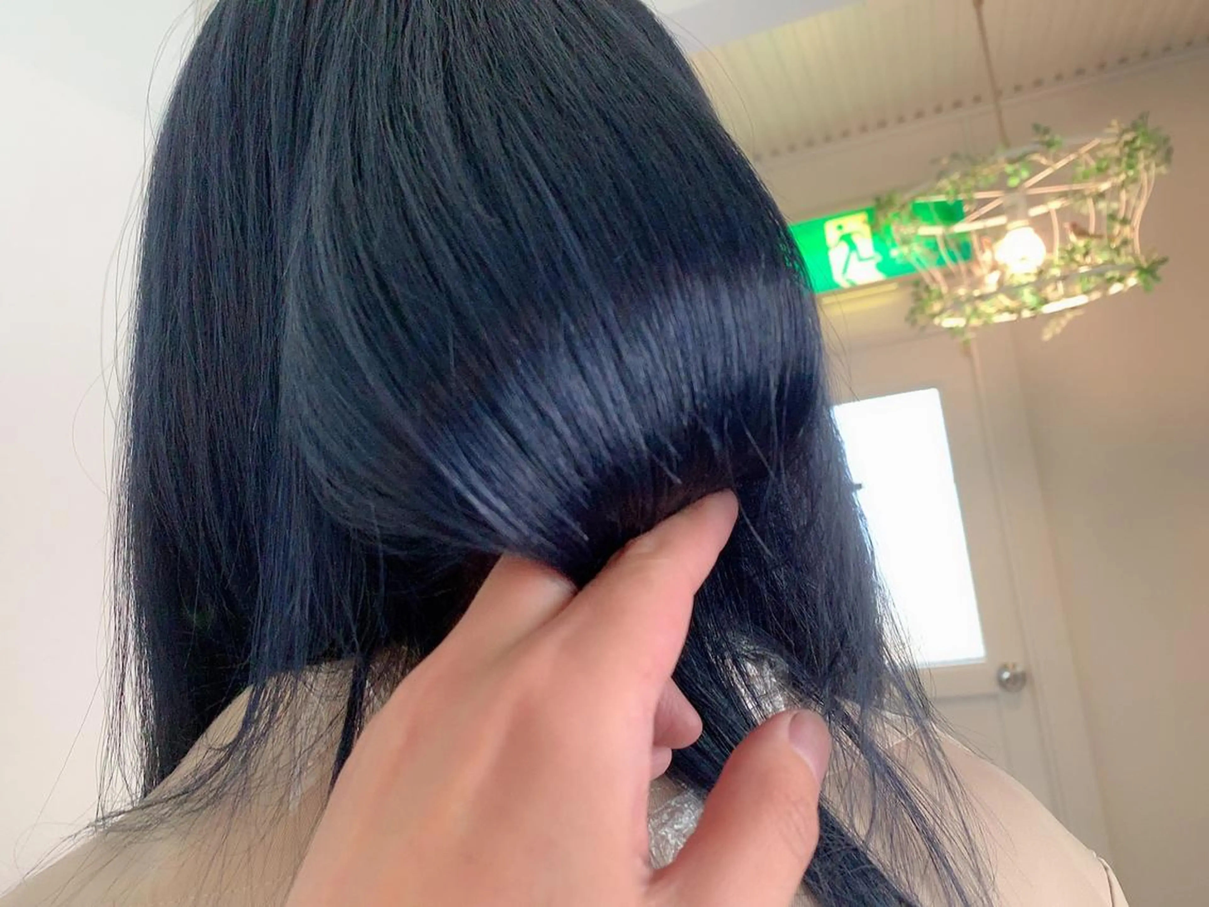 カラー ブルーカラー ダブルカラー グレージュ ミルクティーグレージュ ネイビーカラー 永田 よしはるのヘアスタイル