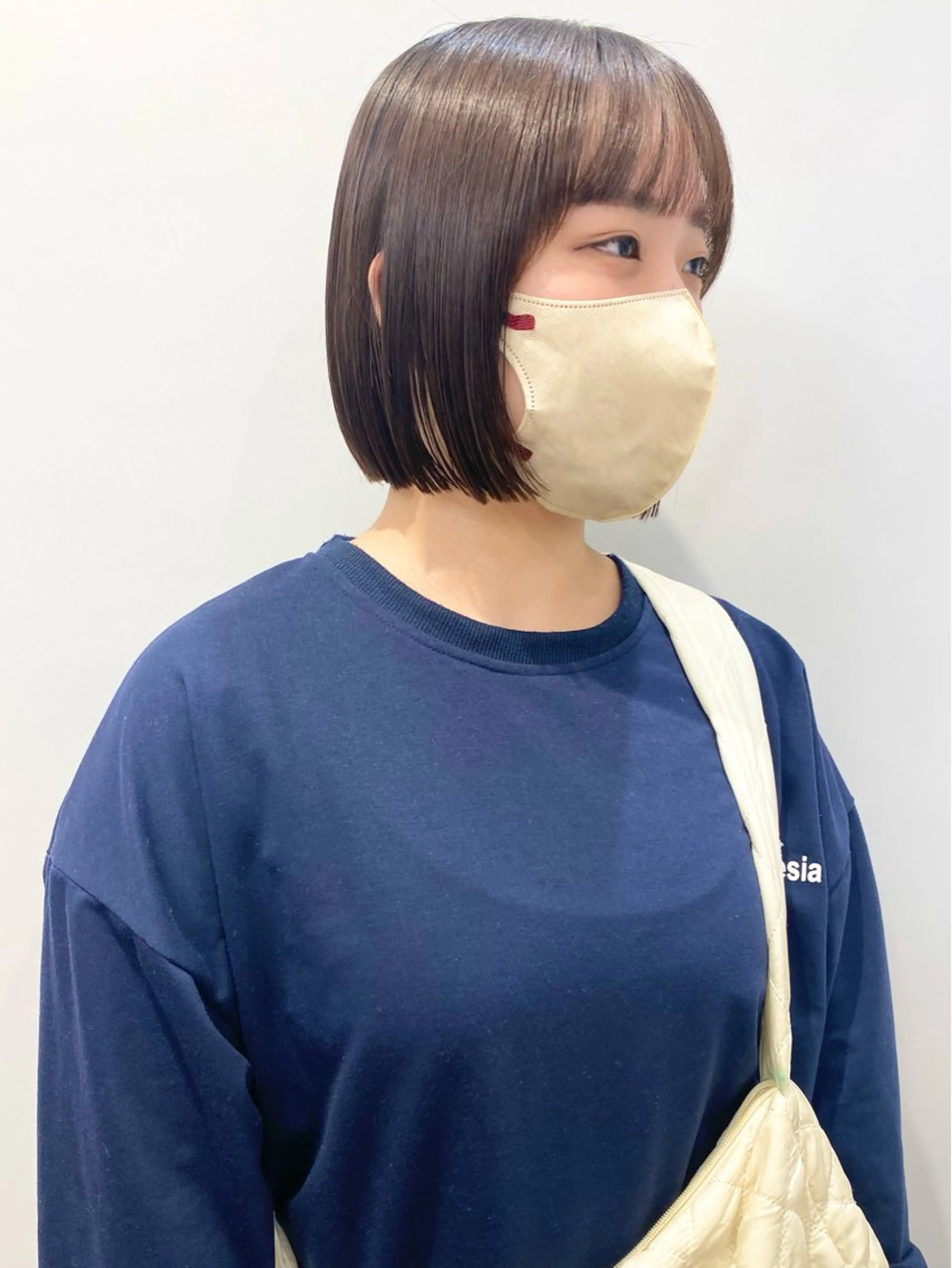 ミディアム 切りっぱなしボブ ボブ カット 石山 /切りっぱなしボブのヘアスタイル