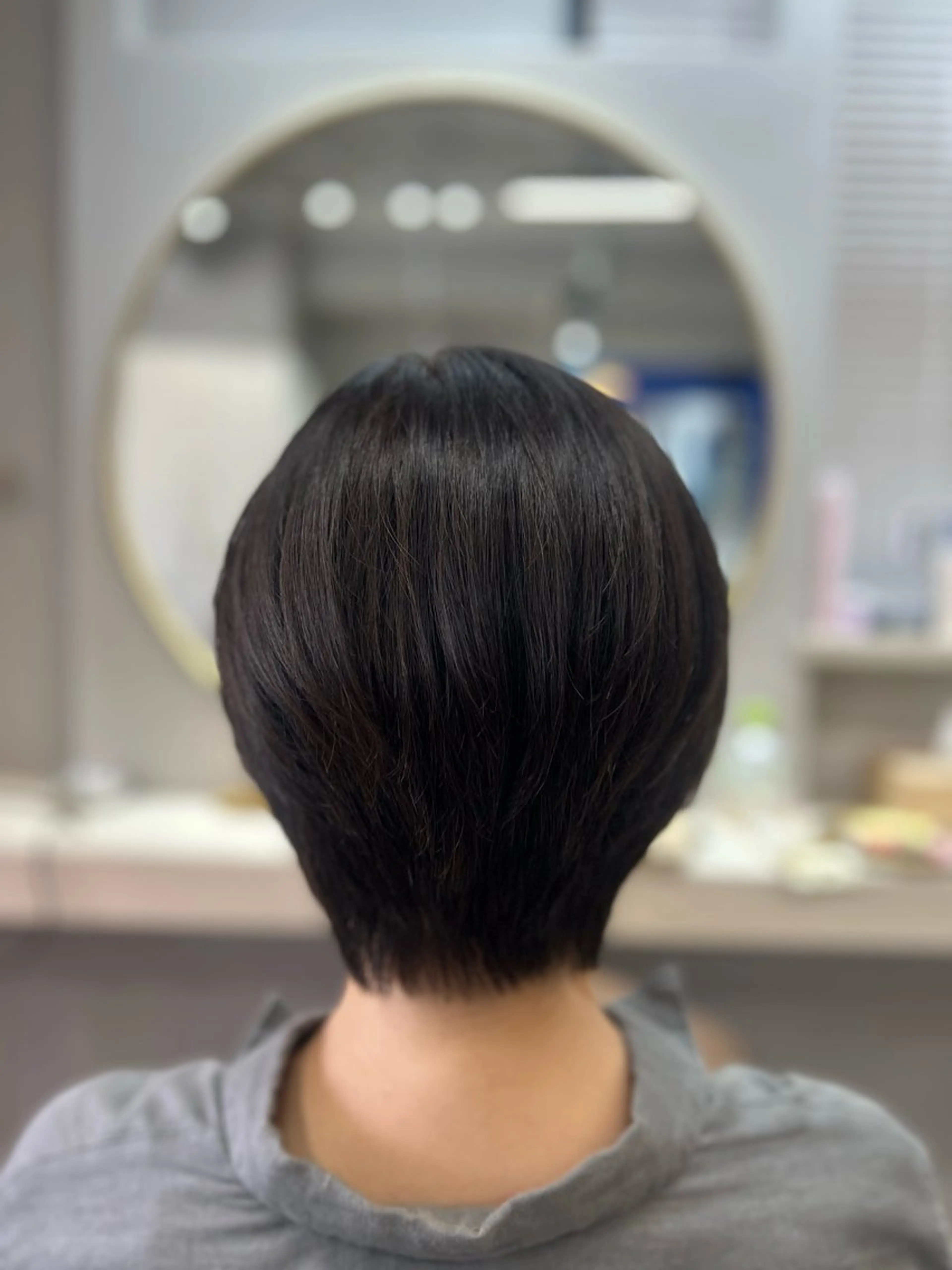 ショート ショートレイヤー レイヤーカット ショートヘア カット トリートメント 池田 太一のヘアスタイル