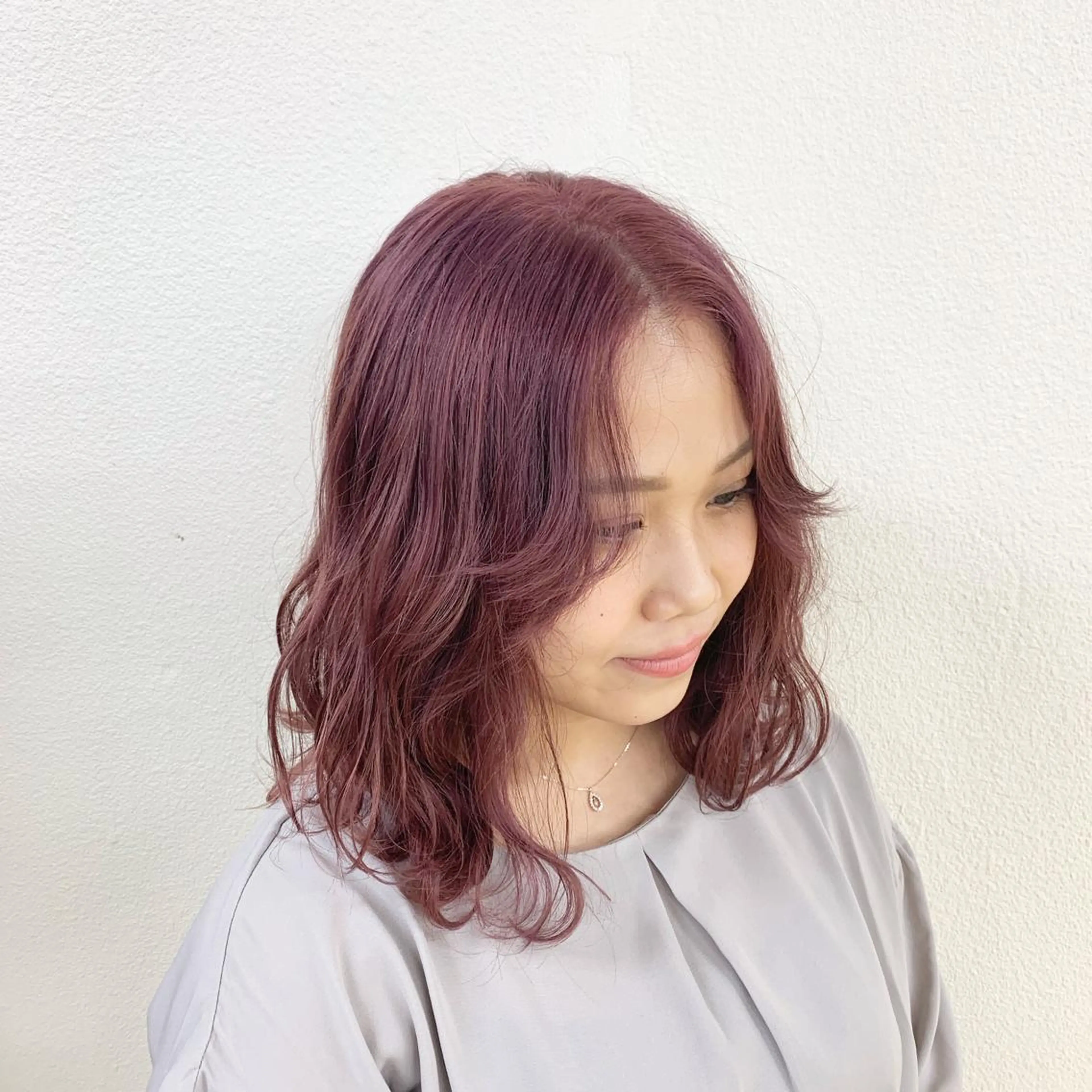 ミディアム カラー ピンクカラー ボブ ヘアカラー SALOWIN 札幌大通り店所属・🏆ウルフ/レイヤー 指名No.1山口圭佑のヘアスタイル