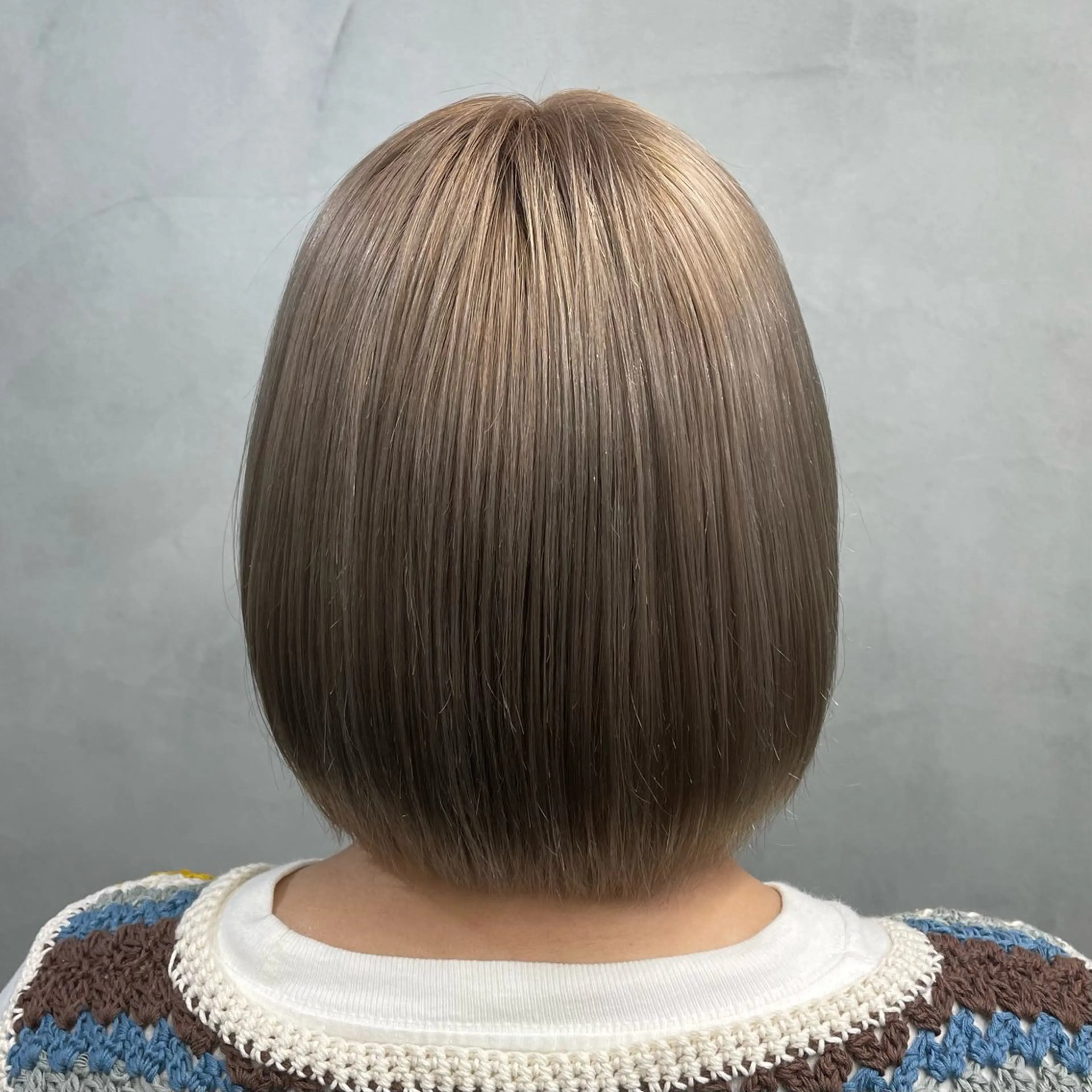 ミディアム カラー fifth TOKYO所属・fifth　石垣 海音のヘアスタイル