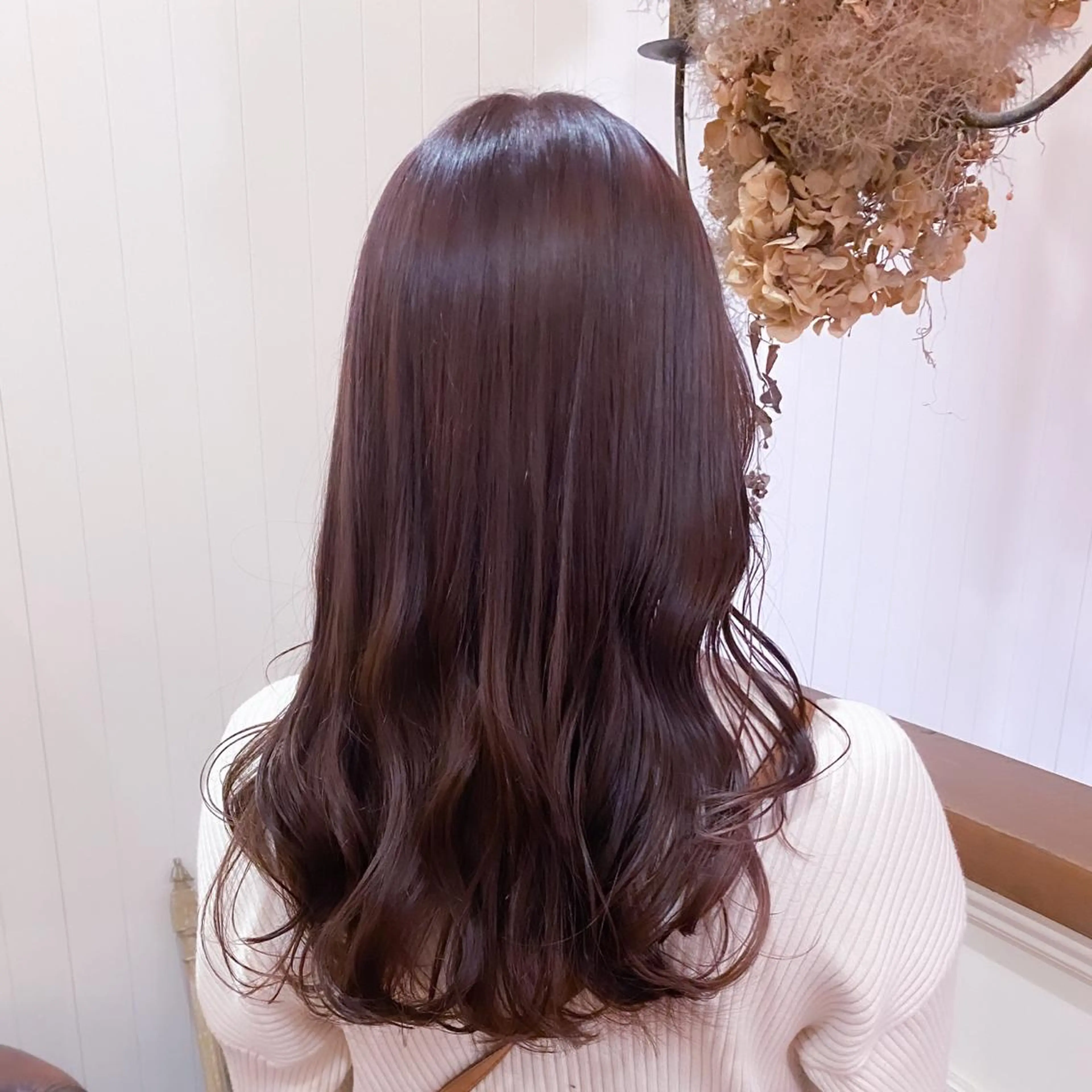 セミロング ブリーチなしカラー/ 顔周りレイヤーカットのヘアスタイル