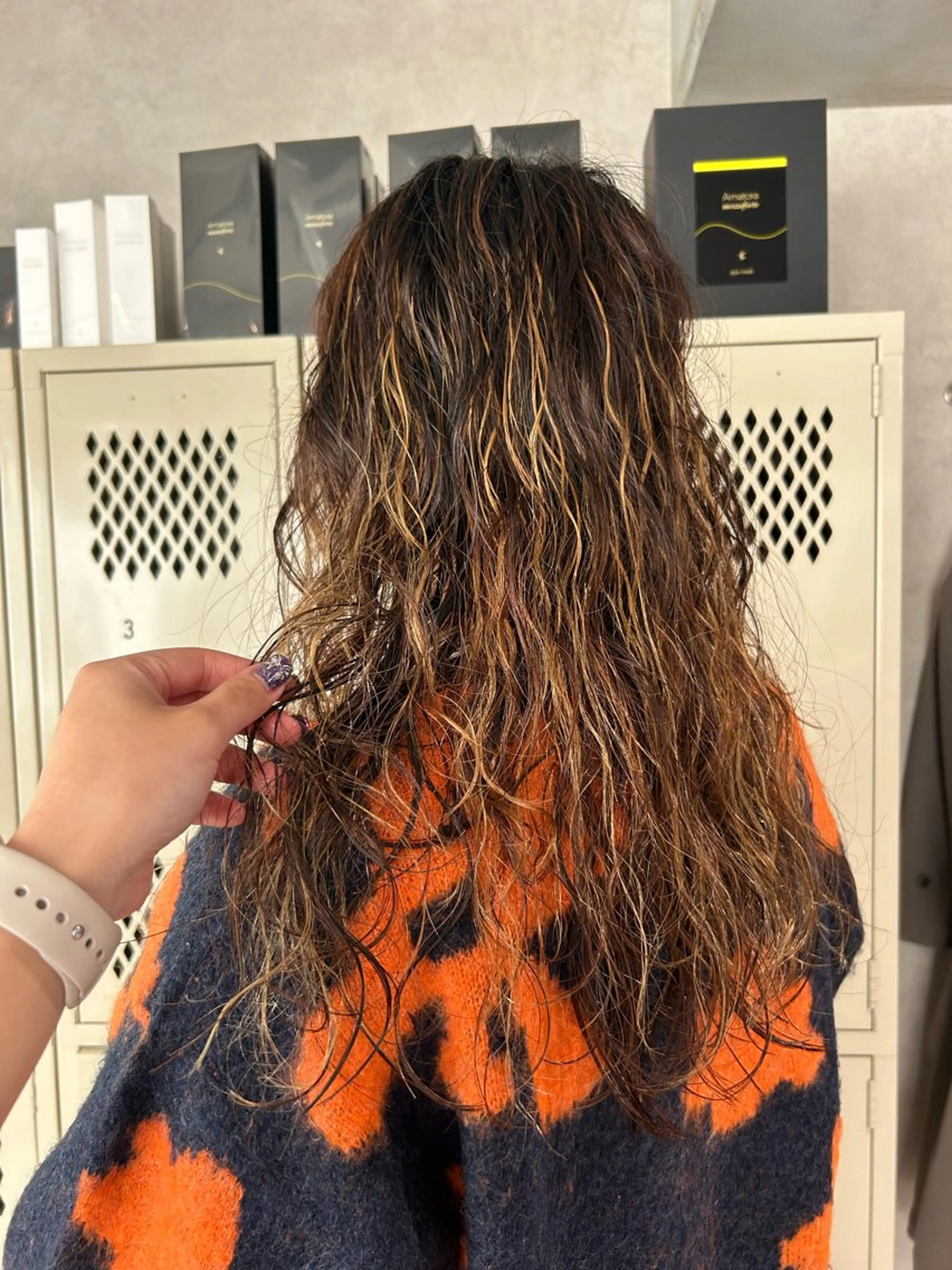 ロング ハイライト カット パーマ トリートメント ayano🍒暖色 カラー/カーリーヘアのヘアスタイル