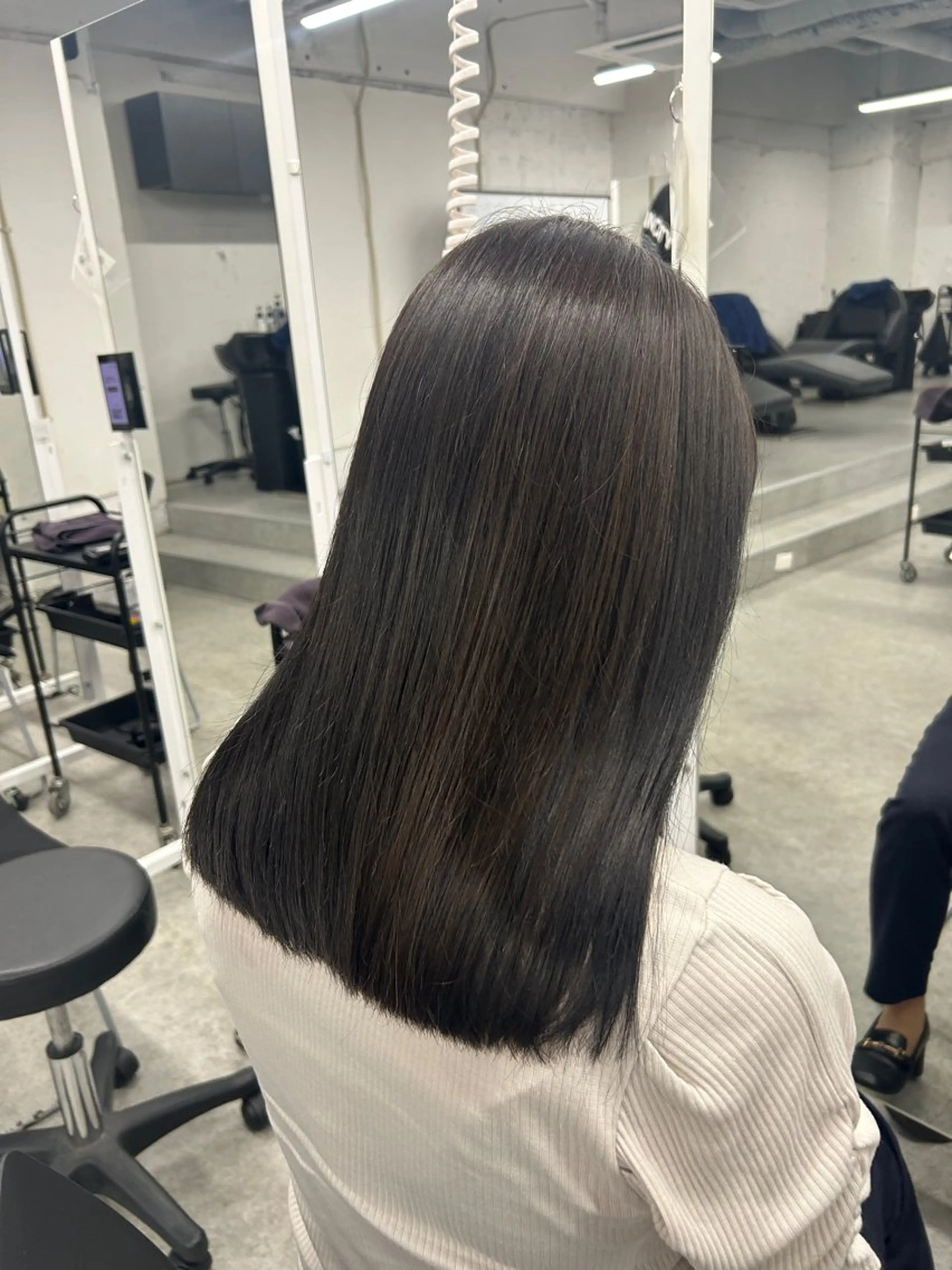 ロング カラー カット ヘアカラー トリートメント 海外風ブリーチなし 🫒Rion🫒🩶のヘアスタイル