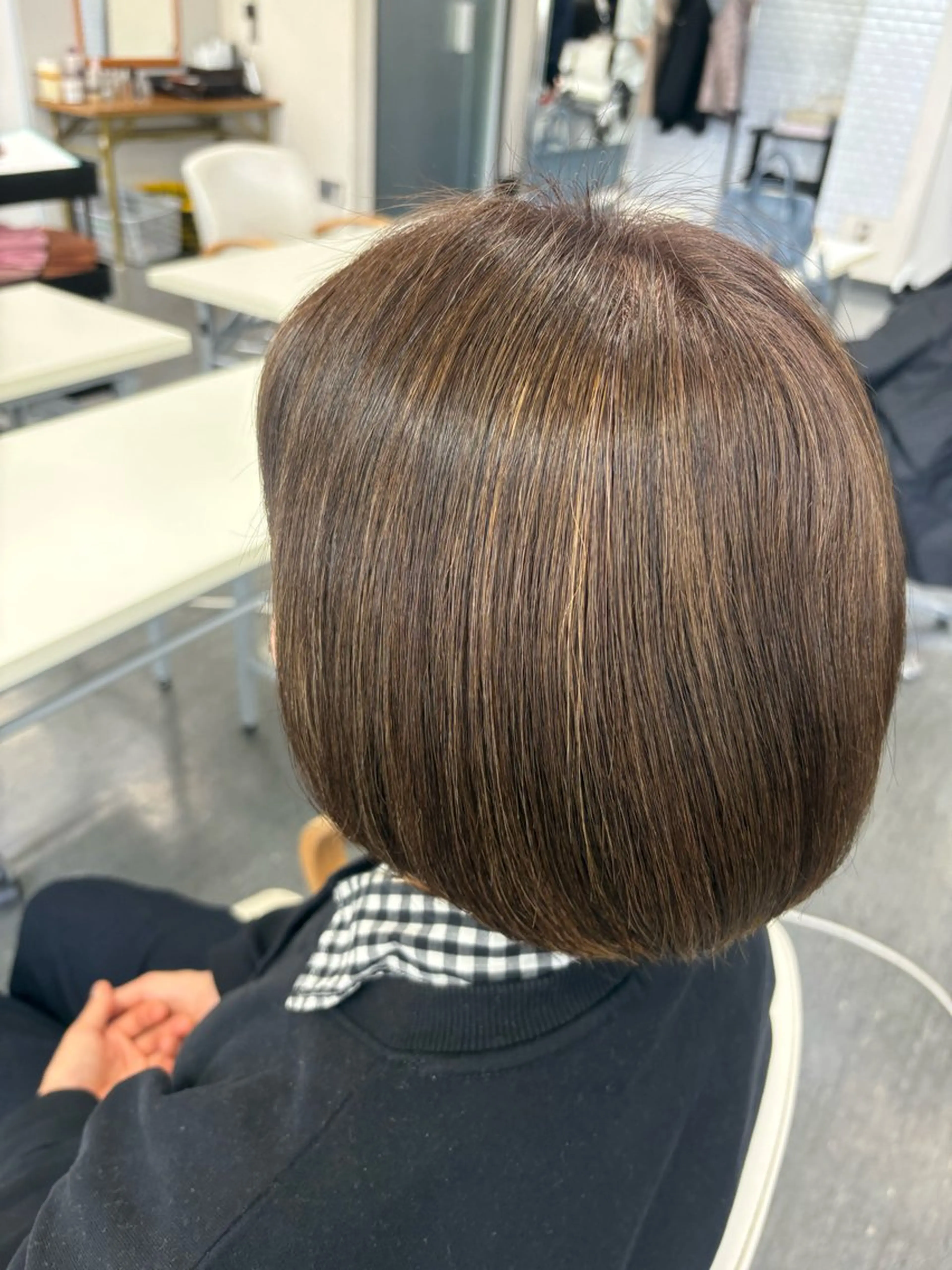 17時​〜​ハイライト白髪ボカシなどにもおすすめ！！聞きたいことはリクエストお願いします🙇の写真