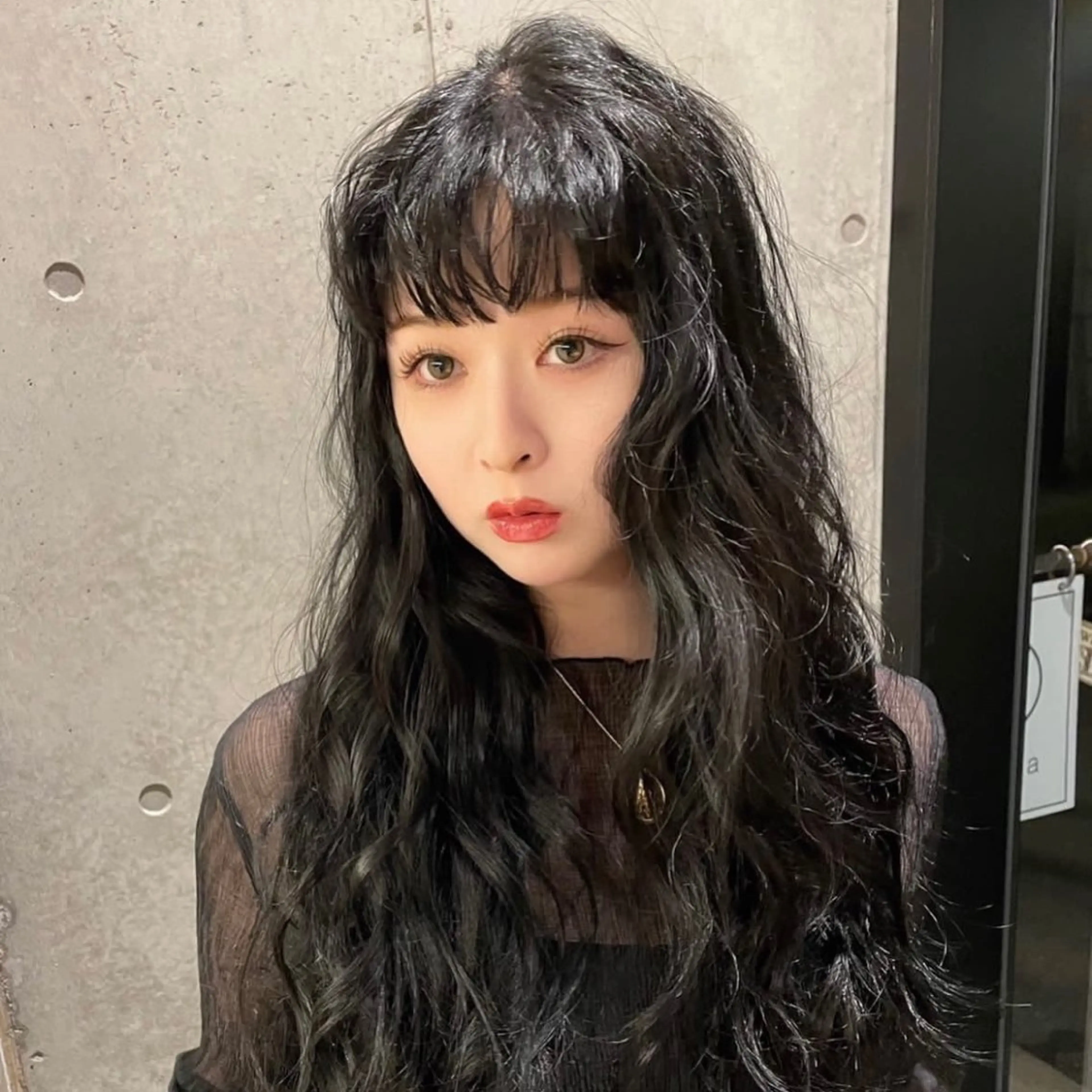 ロング カラー ヘアアレンジ 黒髪 ヘアカラー トリートメント ヘッドスパ Mizobe misakiのヘアスタイル