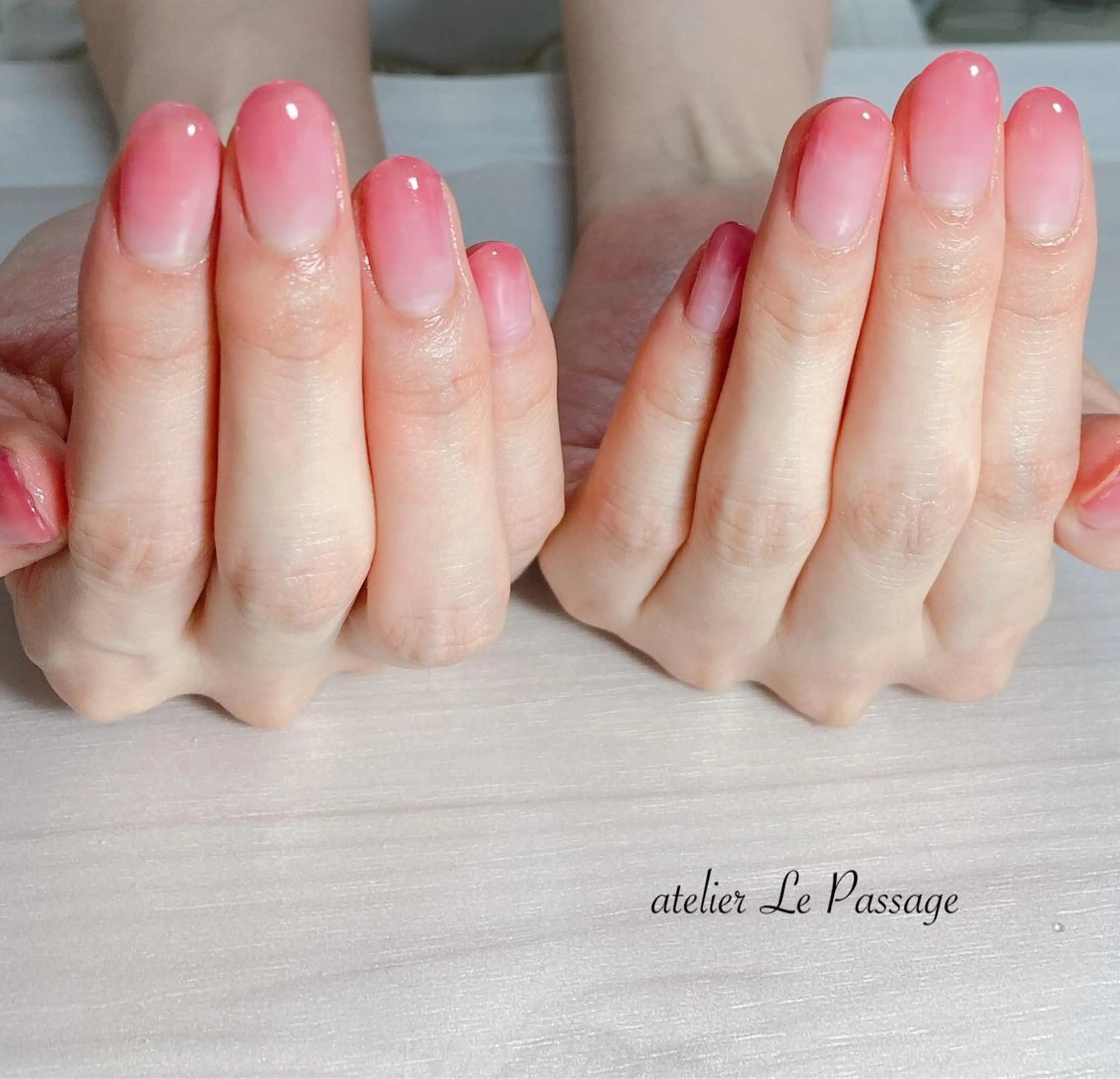 ネイル 長さ出し ジェルネイル グラデーション オフィスネイル ワンカラーネイル Atelier Le Passage所属・h nakatsukaのネイルデザイン