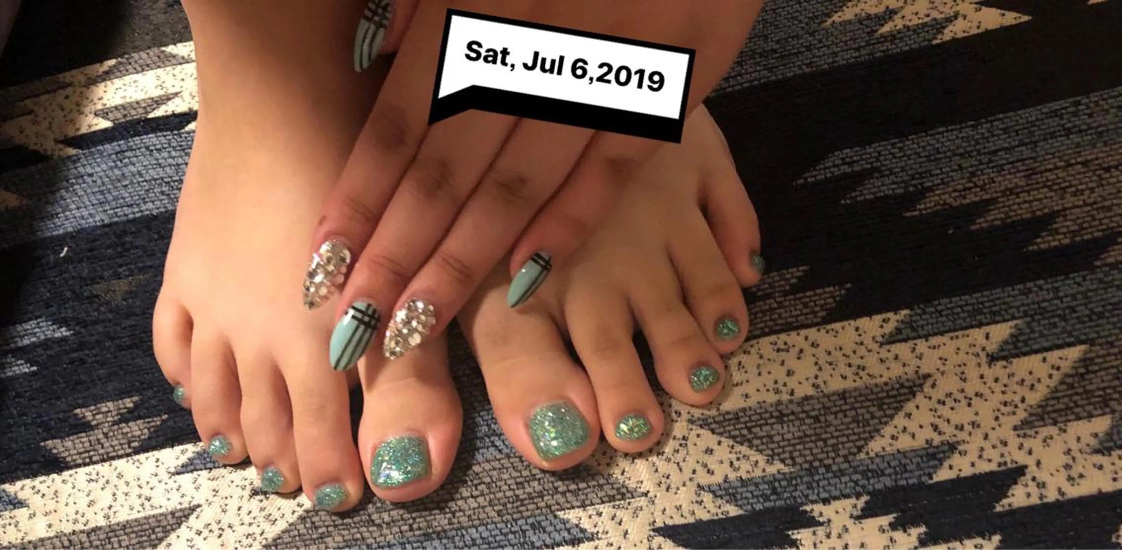 ネイル フットネイル 藤 あやのネイルデザイン