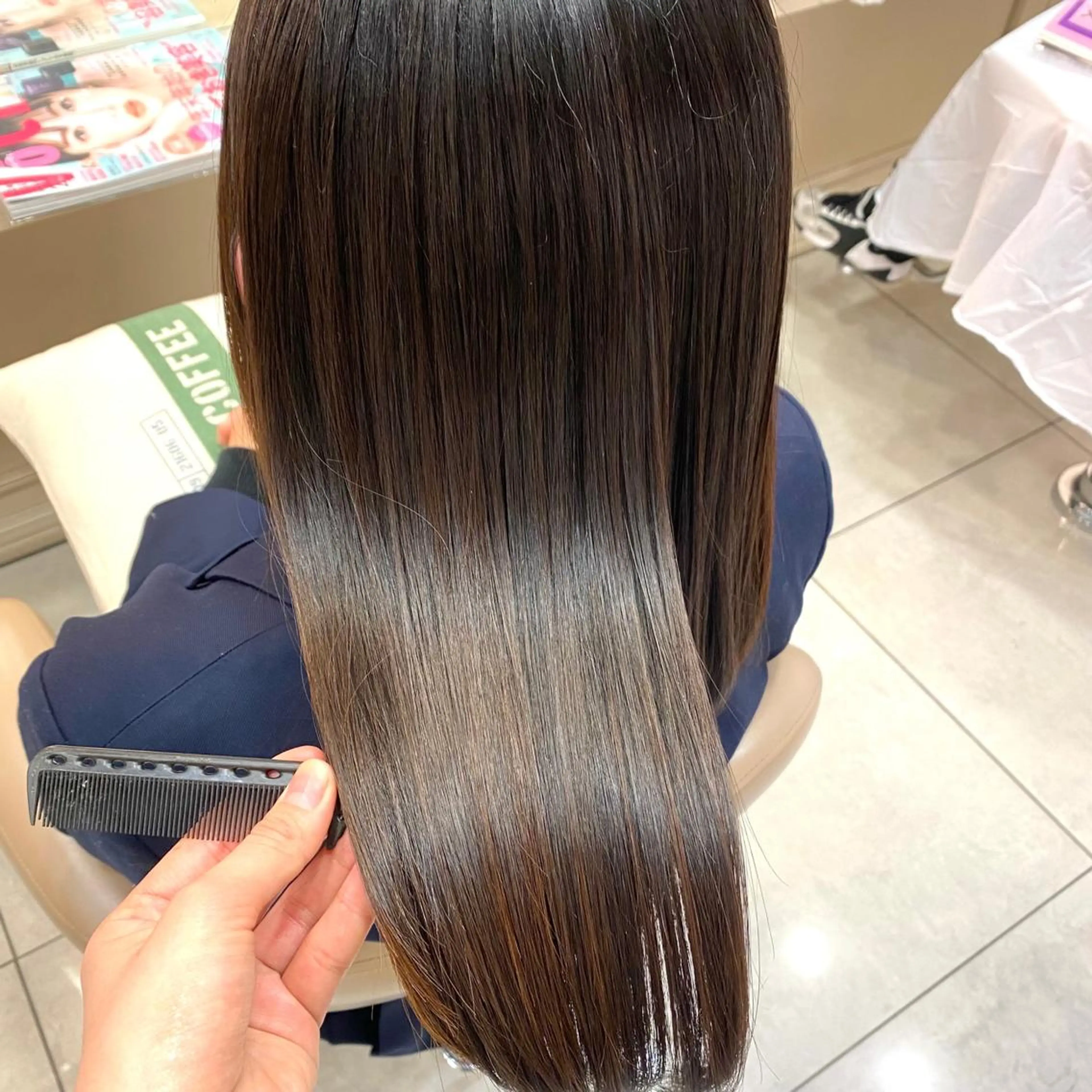 ロング 🫧ハイトーン個性髪 🫧マヤのヘアスタイル