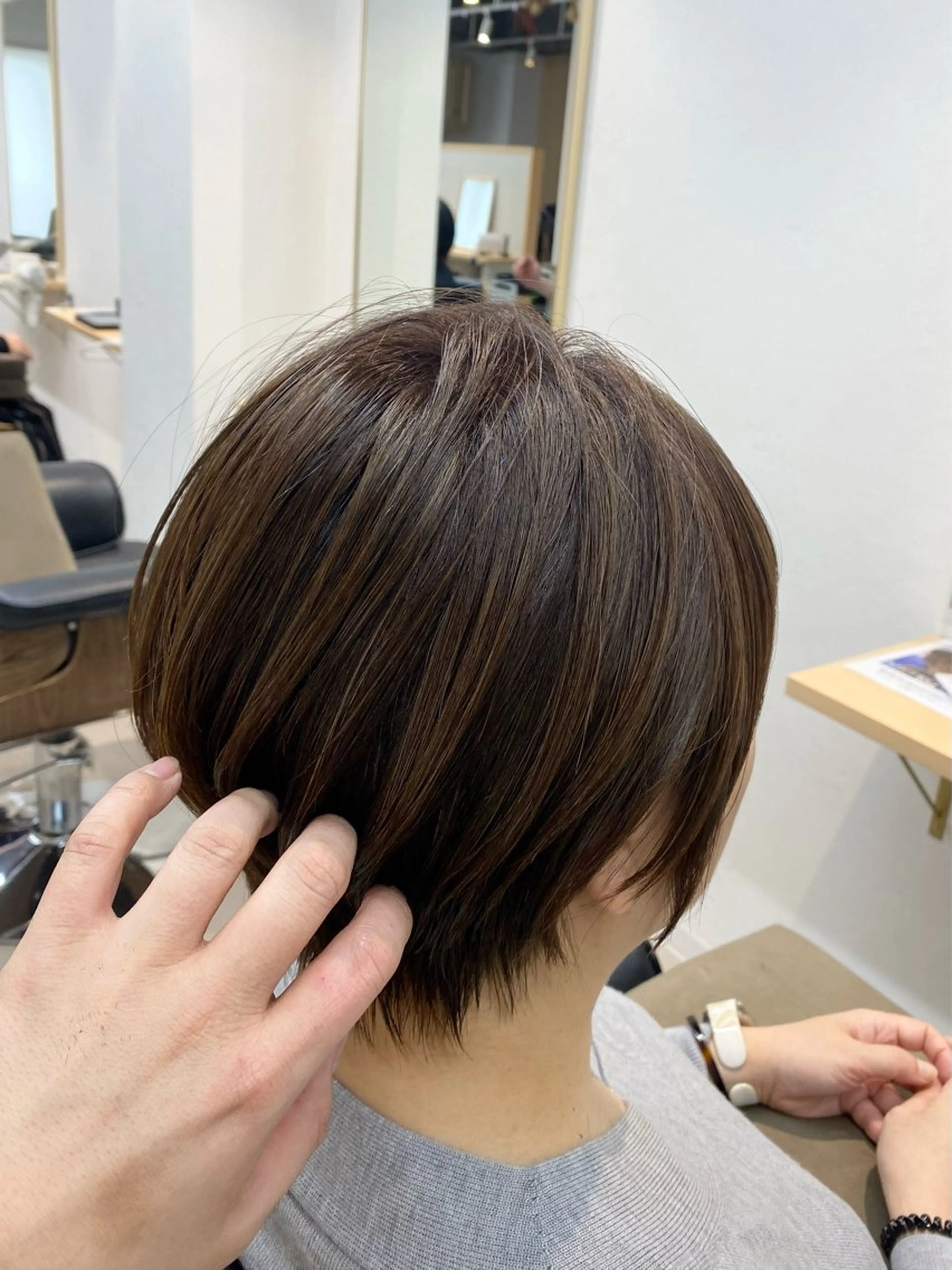 ショート カラー ハイライトカラー ハイライト ショートヘア ショート/ハイライト /白髪ぼかし🌿松本のヘアスタイル