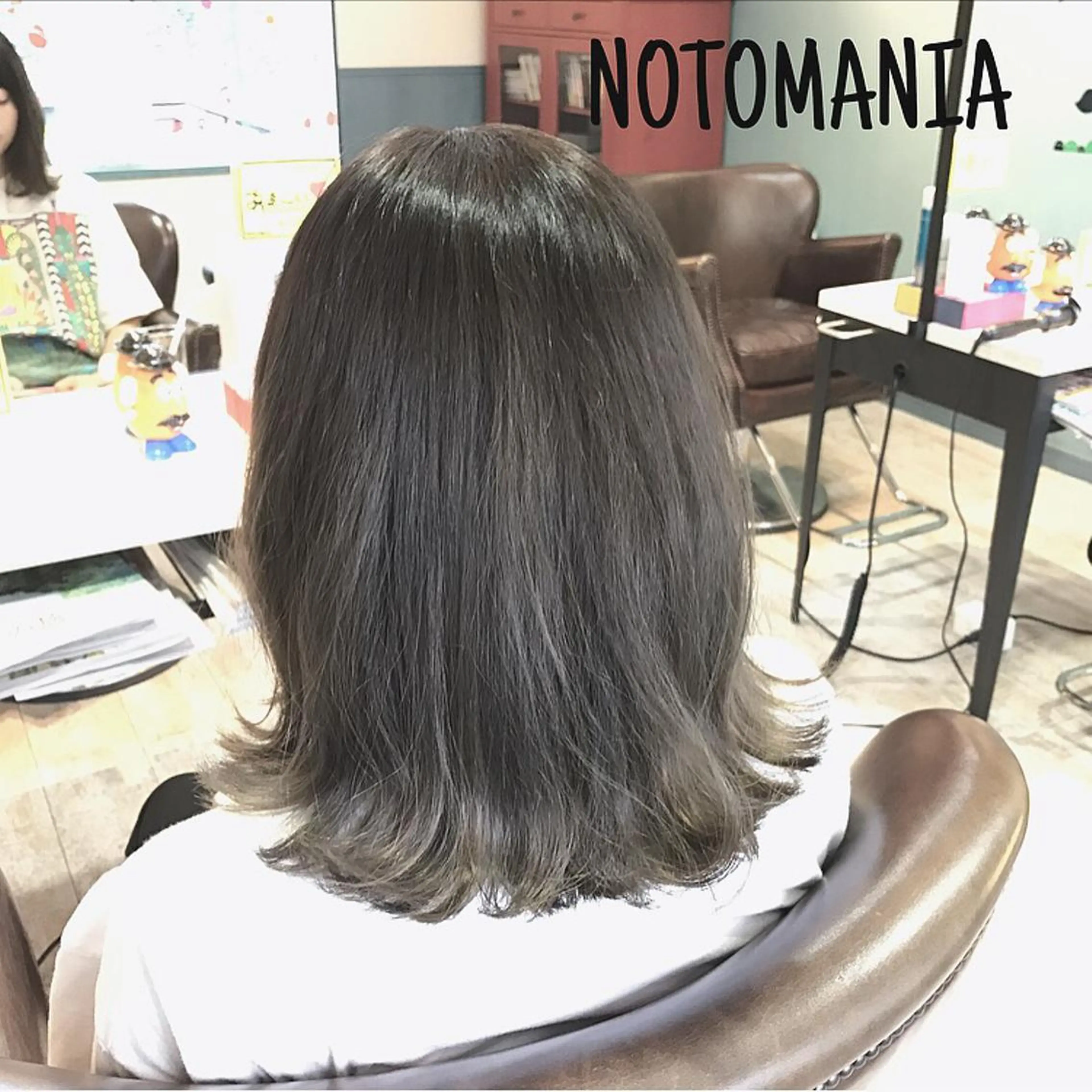 ショート ミディアム カラー ブリーチ グラデーションカラー ハイトーンカラー トリートメント イシハラ アズサのヘアスタイル