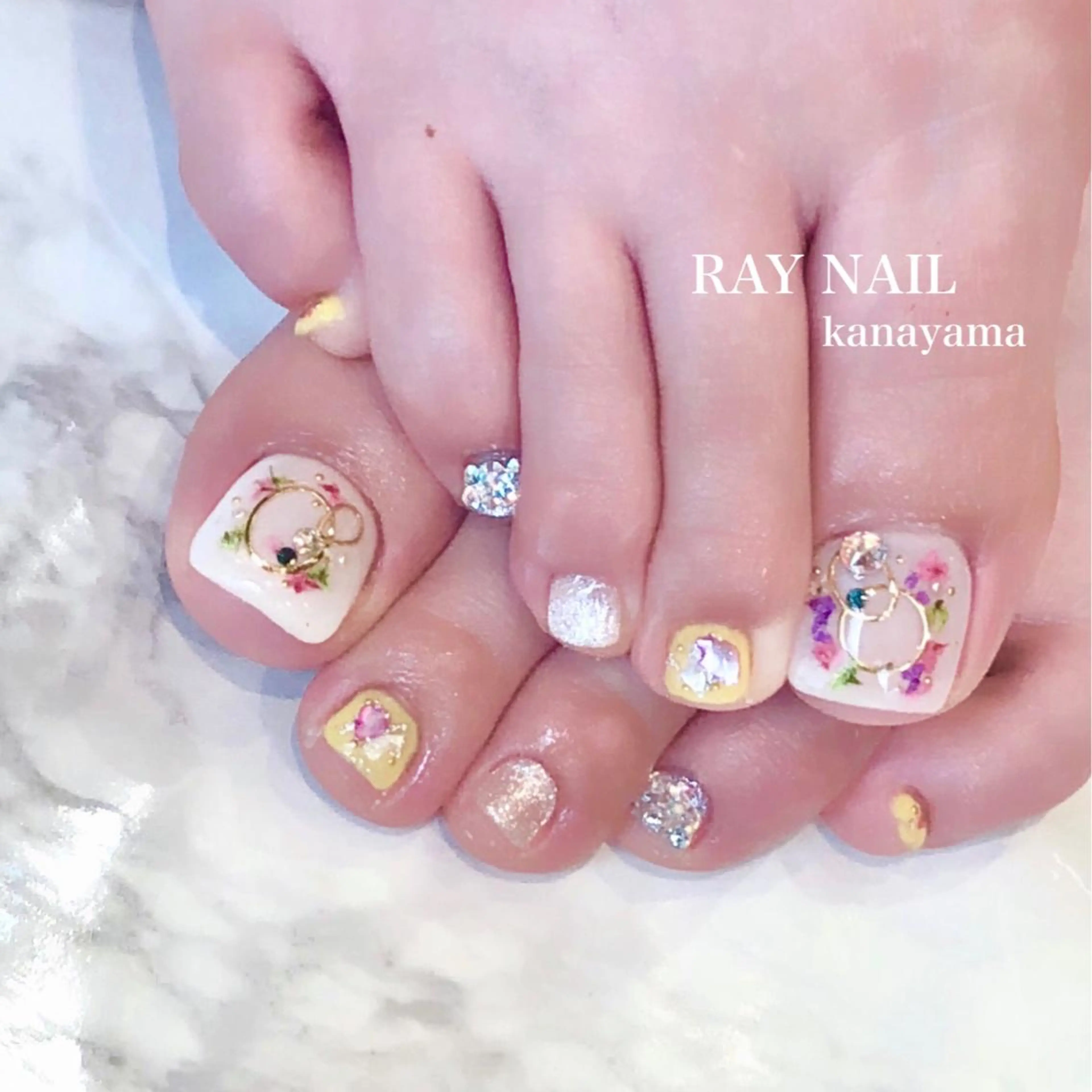 ネイル Arowa 伊田のネイルデザイン