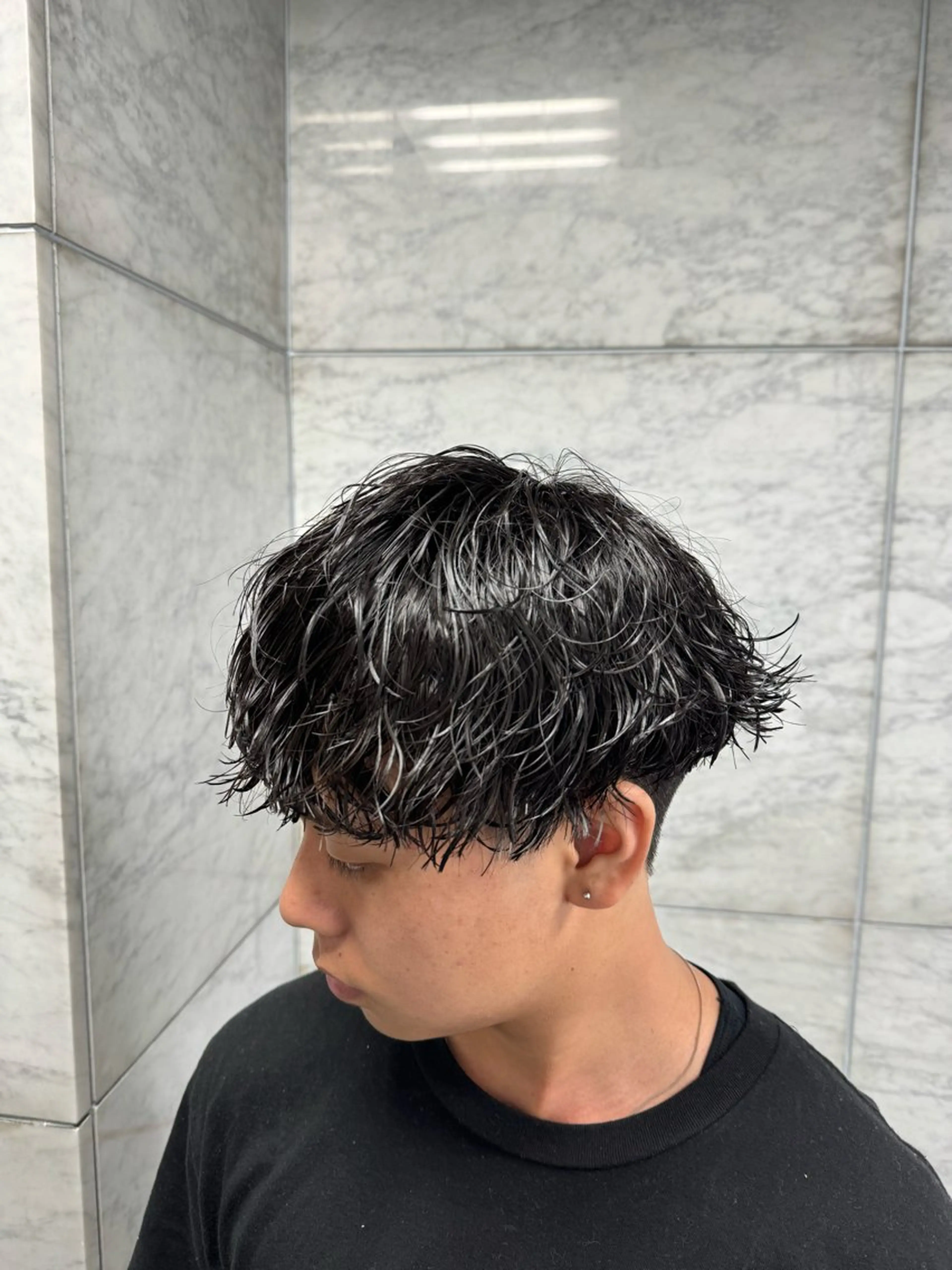 パーマ メンズ センターパート メンズハイライト カルマパーマ マッシュウルフ メンズメッシュ カット パーマ パーマ／京都駅 ／メンズ/藤井　翔のヘアスタイル