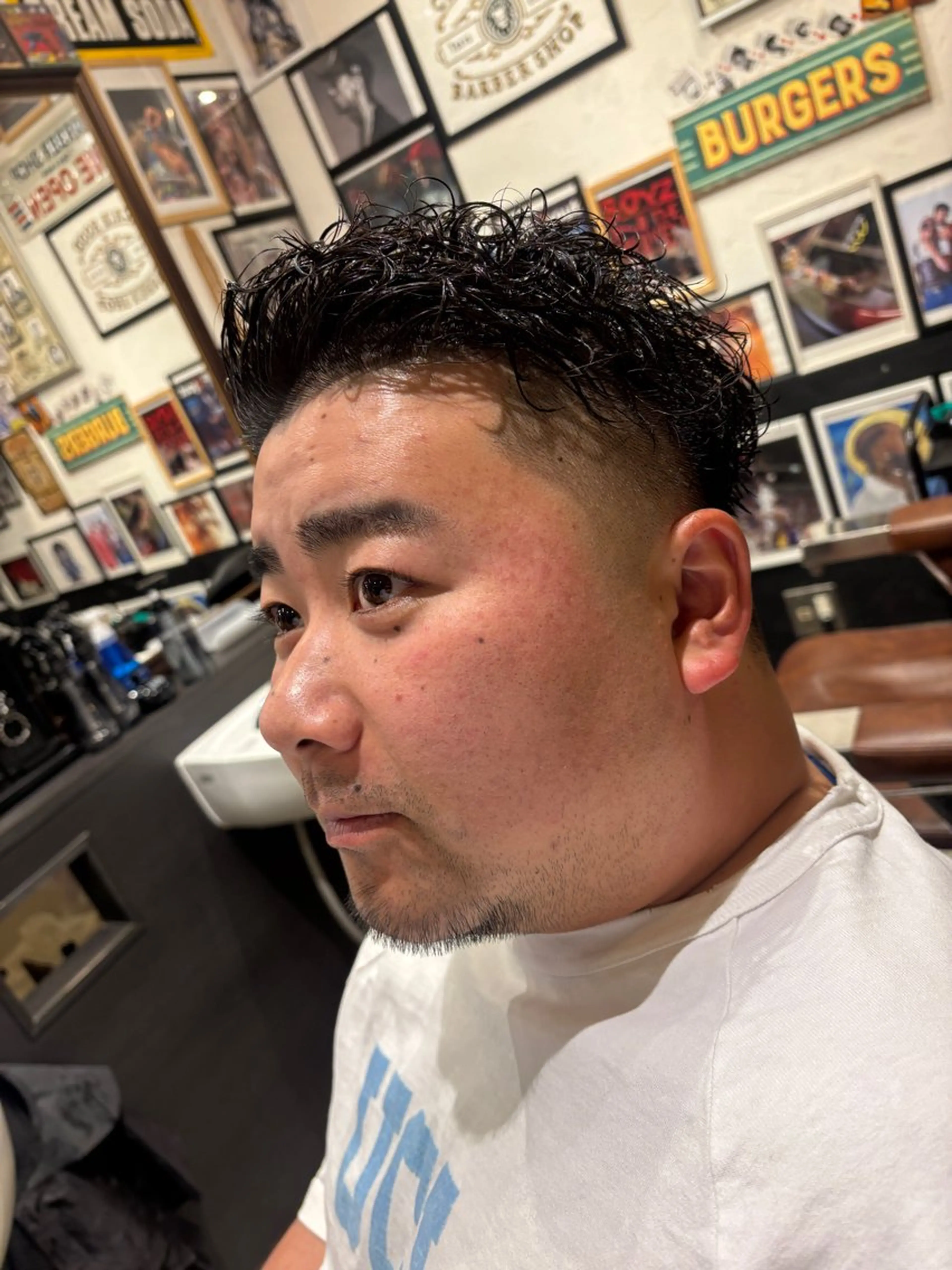 ショート メンズ フェードカット CribHoodbarbershop所属・白井 昇太のヘアスタイル