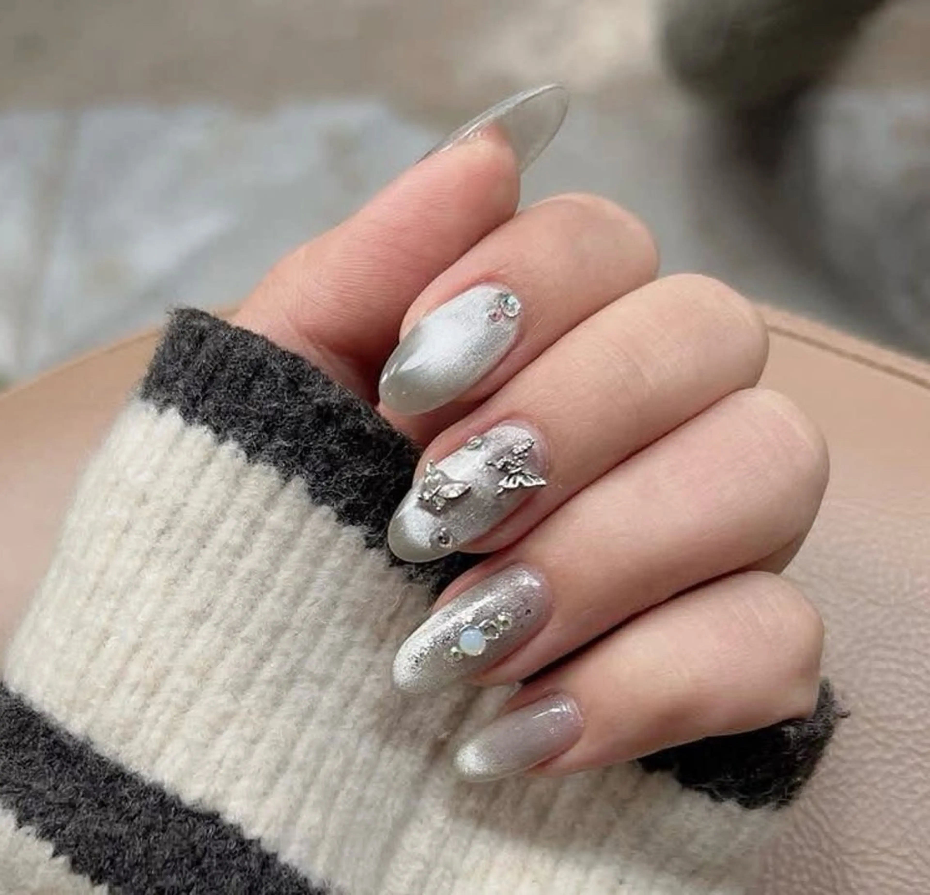 ネイル アートネイル 成人式 ジェルネイル ニュアンスネイル ネイルチップ Kora Nailのネイルデザイン