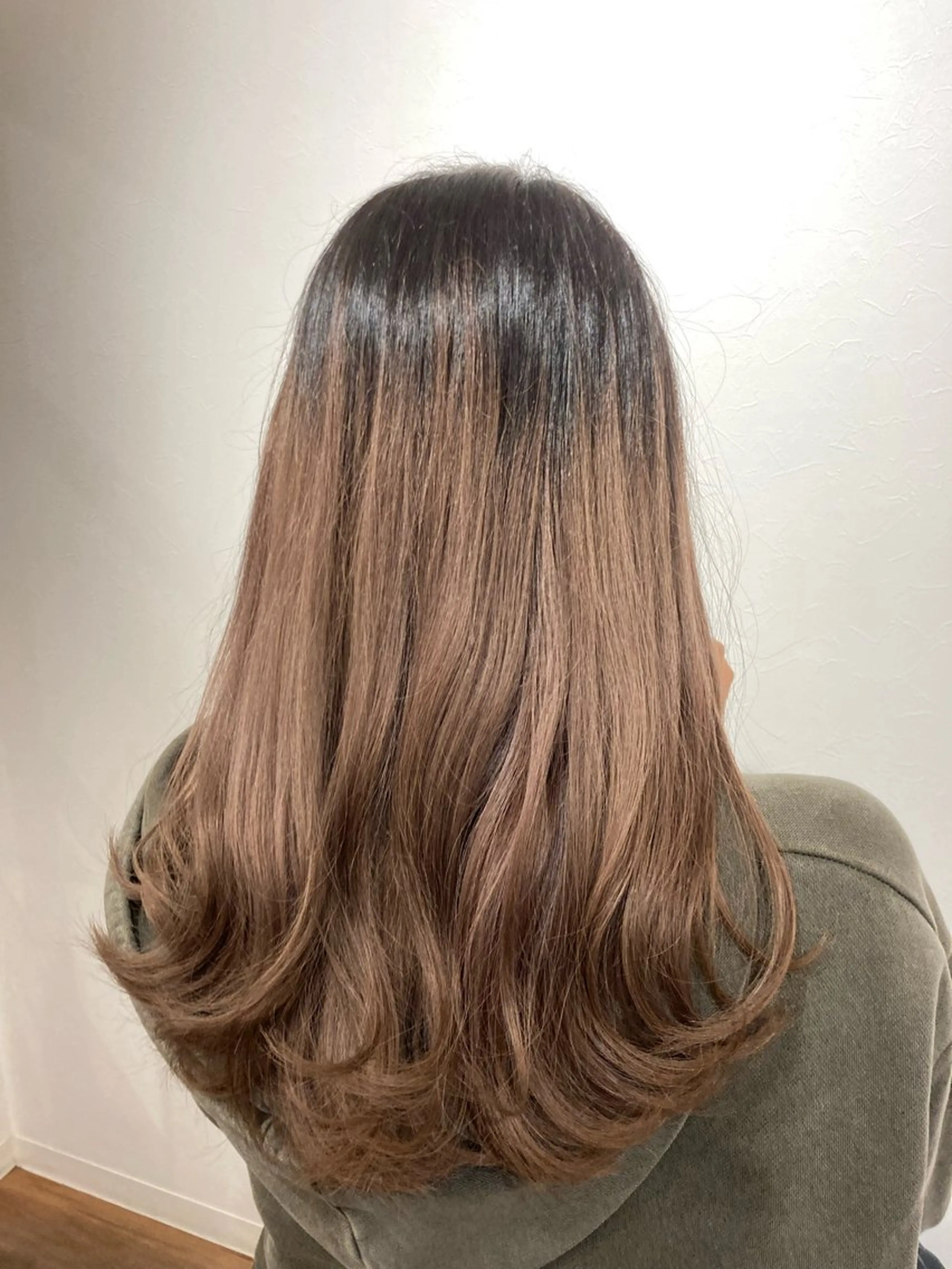 ロング HUES（ヒューズ）所属・無料カットモデル✂️ 城下竜二のヘアスタイル