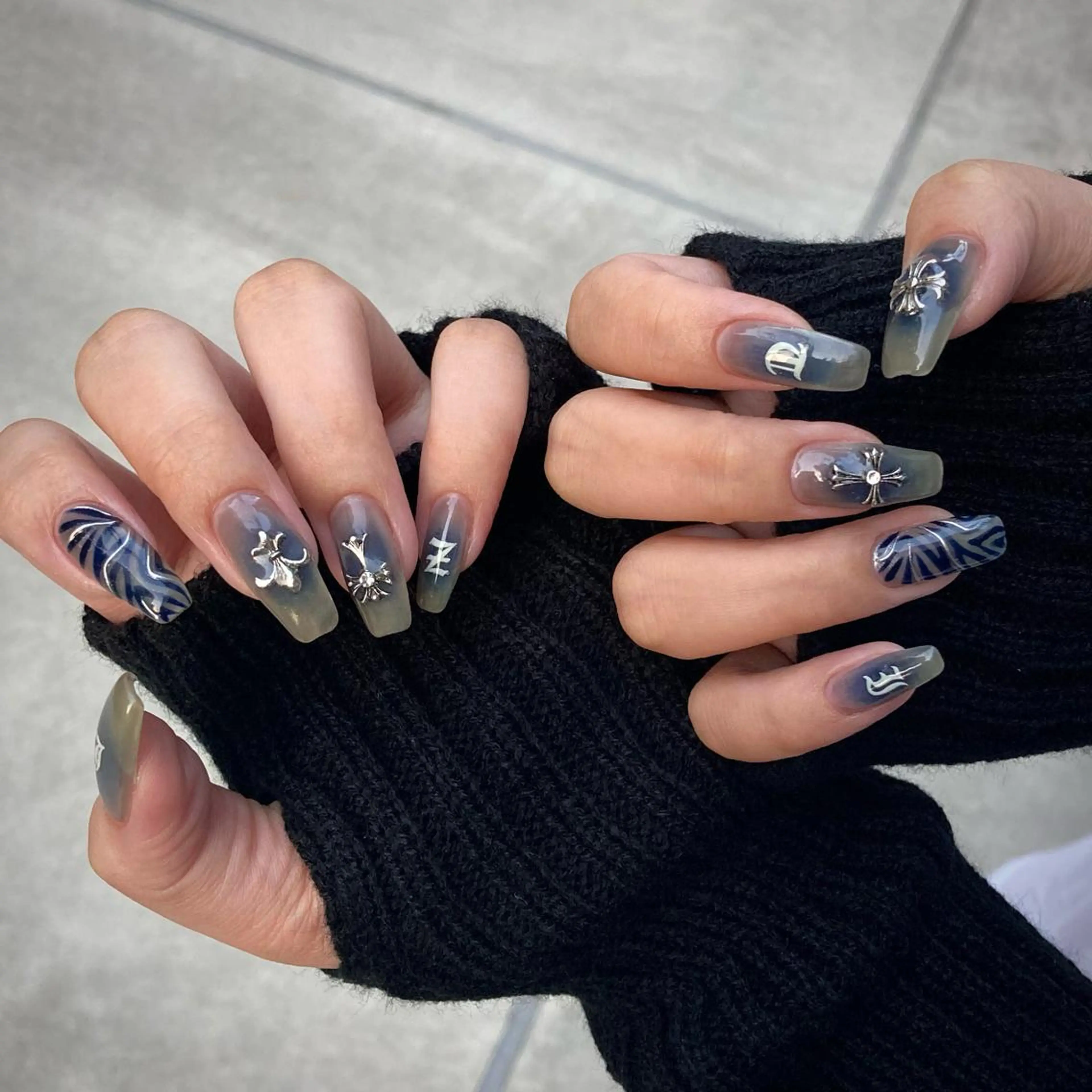 ネイル ハンドネイル フットネイル kana/モード ・グランジ໒꒱のネイルデザイン