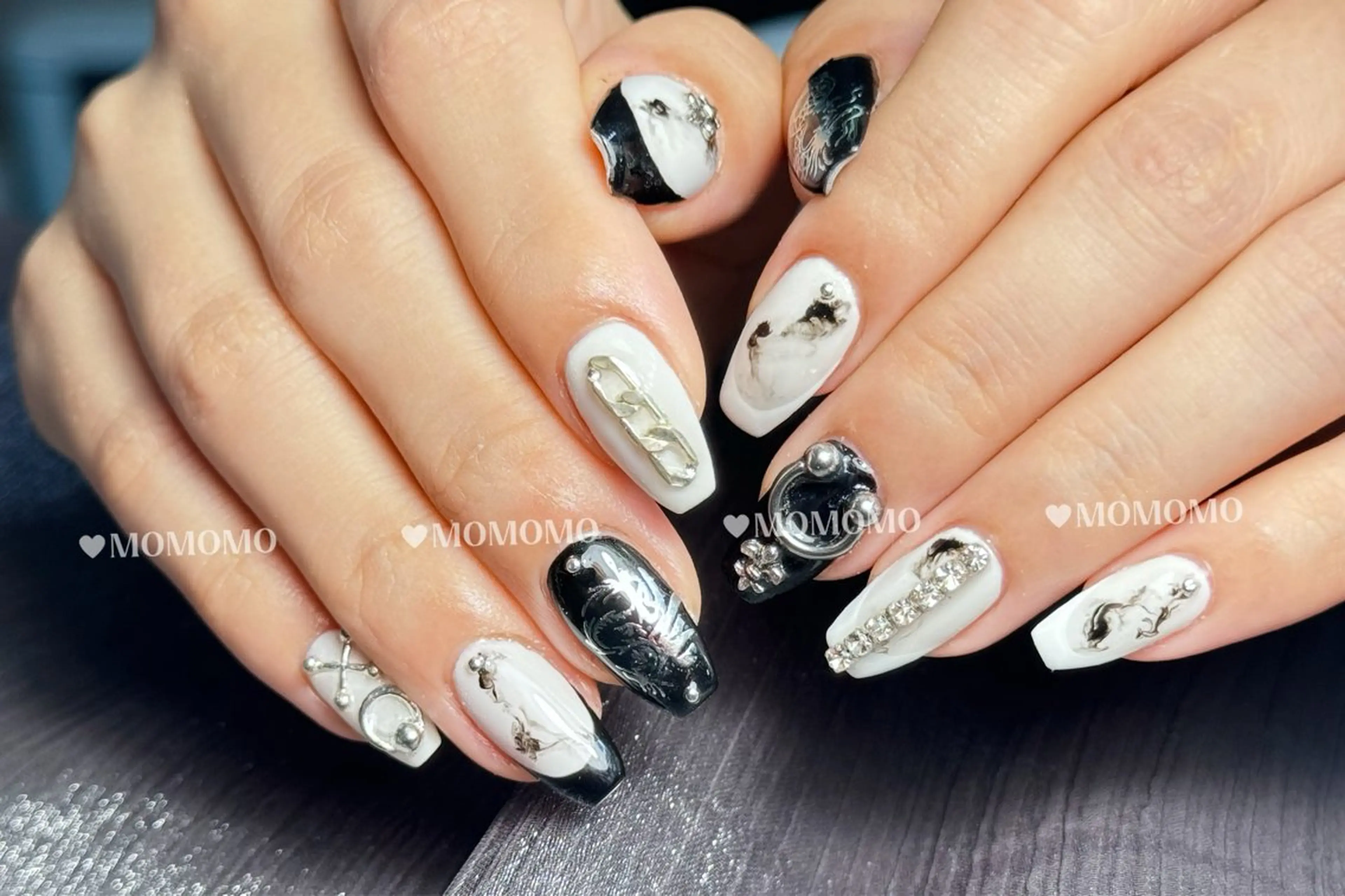 ネイル ハンドネイル MOMO nail所属・NIITSU 川崎のネイルデザイン