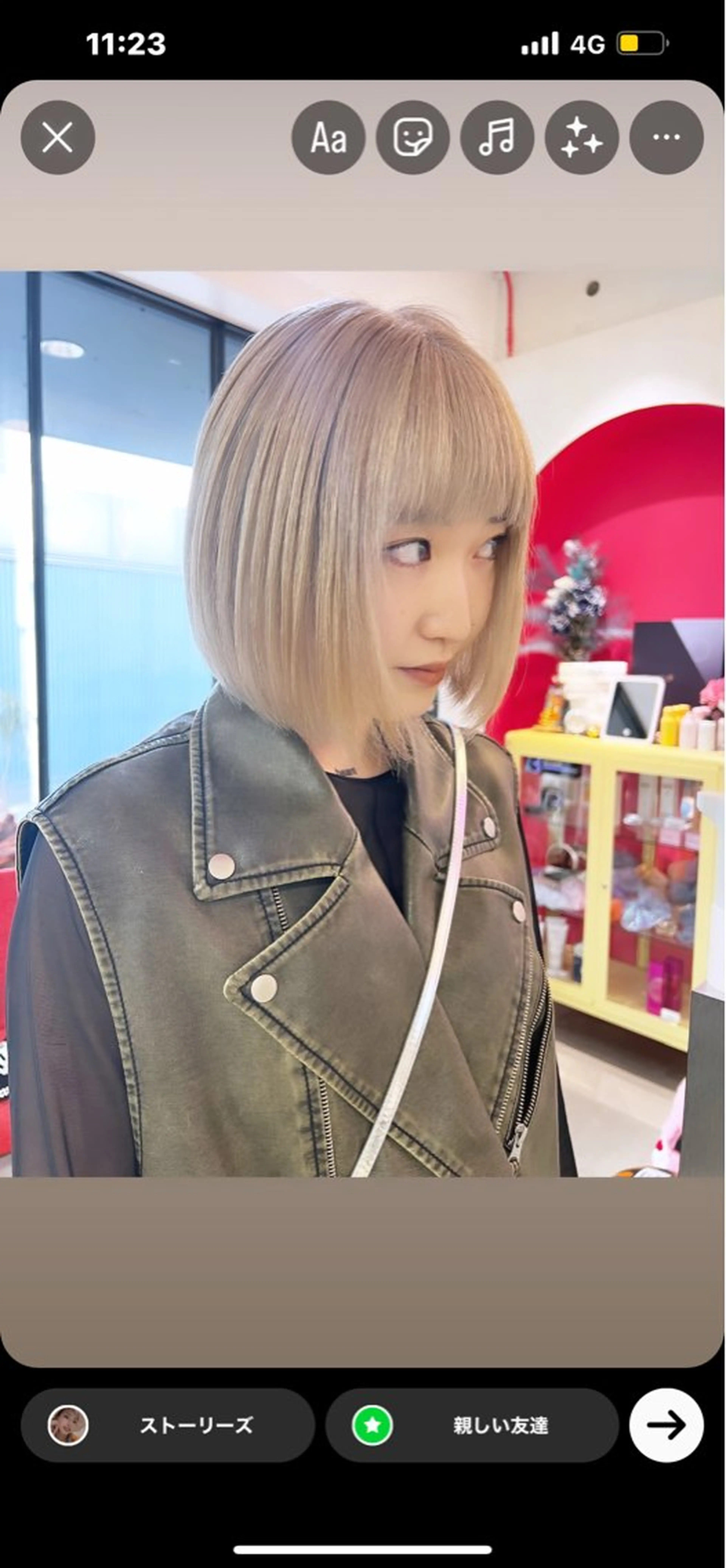 ショート カラー ベージュカラー ブリーチ ホワイトベージュ トリートメント カット ヘアカラー box  mico. mutsumiのヘアスタイル