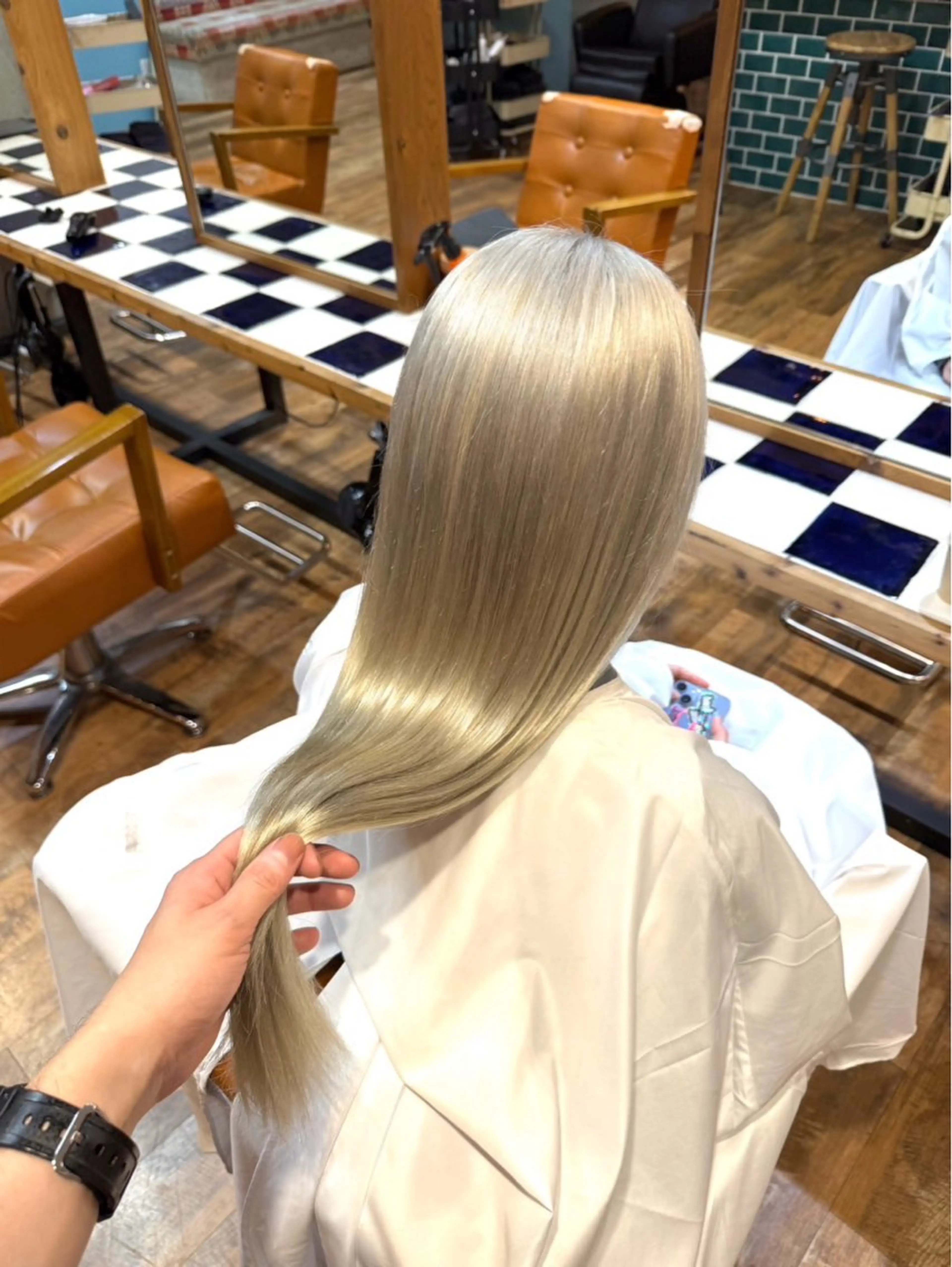 ロング カラー ヘアカラー トリートメント 🎨デザイン🥇 美髪・艶髪　日暮千敬のヘアスタイル