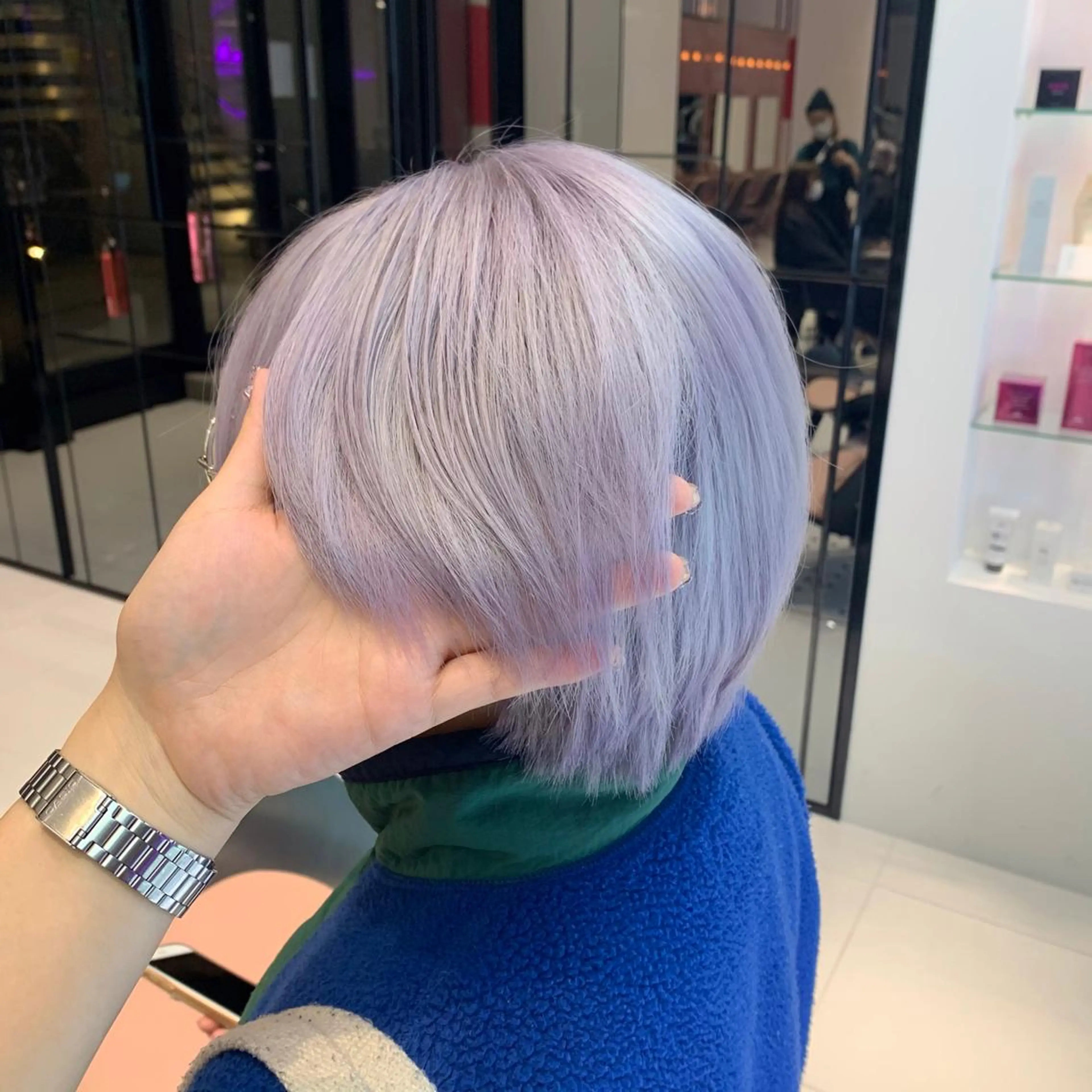 ショート カラー ラベンダーカラー ハッシュカット/ハイ トーン/MANAMIのヘアスタイル