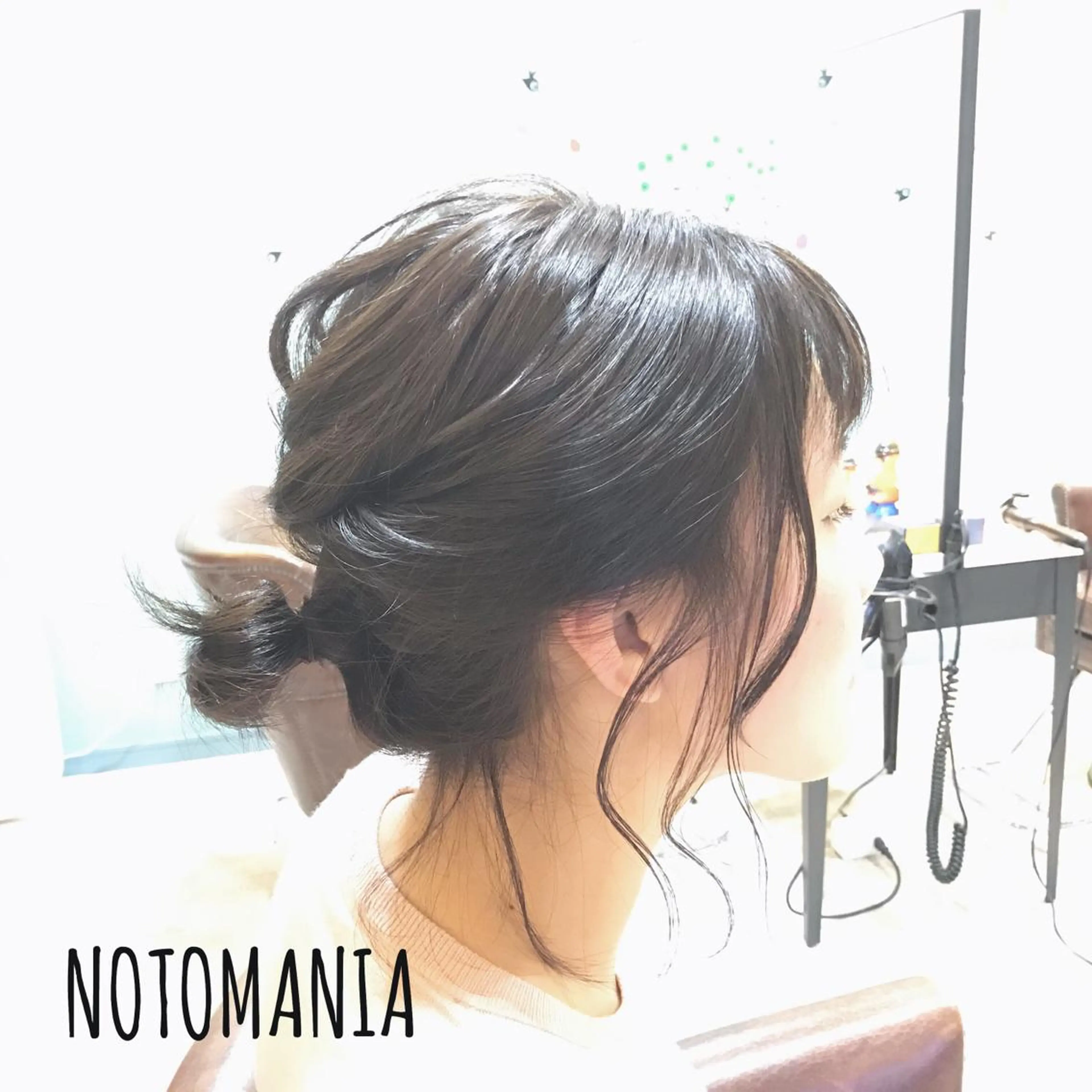 ミディアム カラー パーマ ヘアアレンジ お団子ヘア イルミナカラー 外国人風カラー トリートメント イシハラ アズサのヘアスタイル
