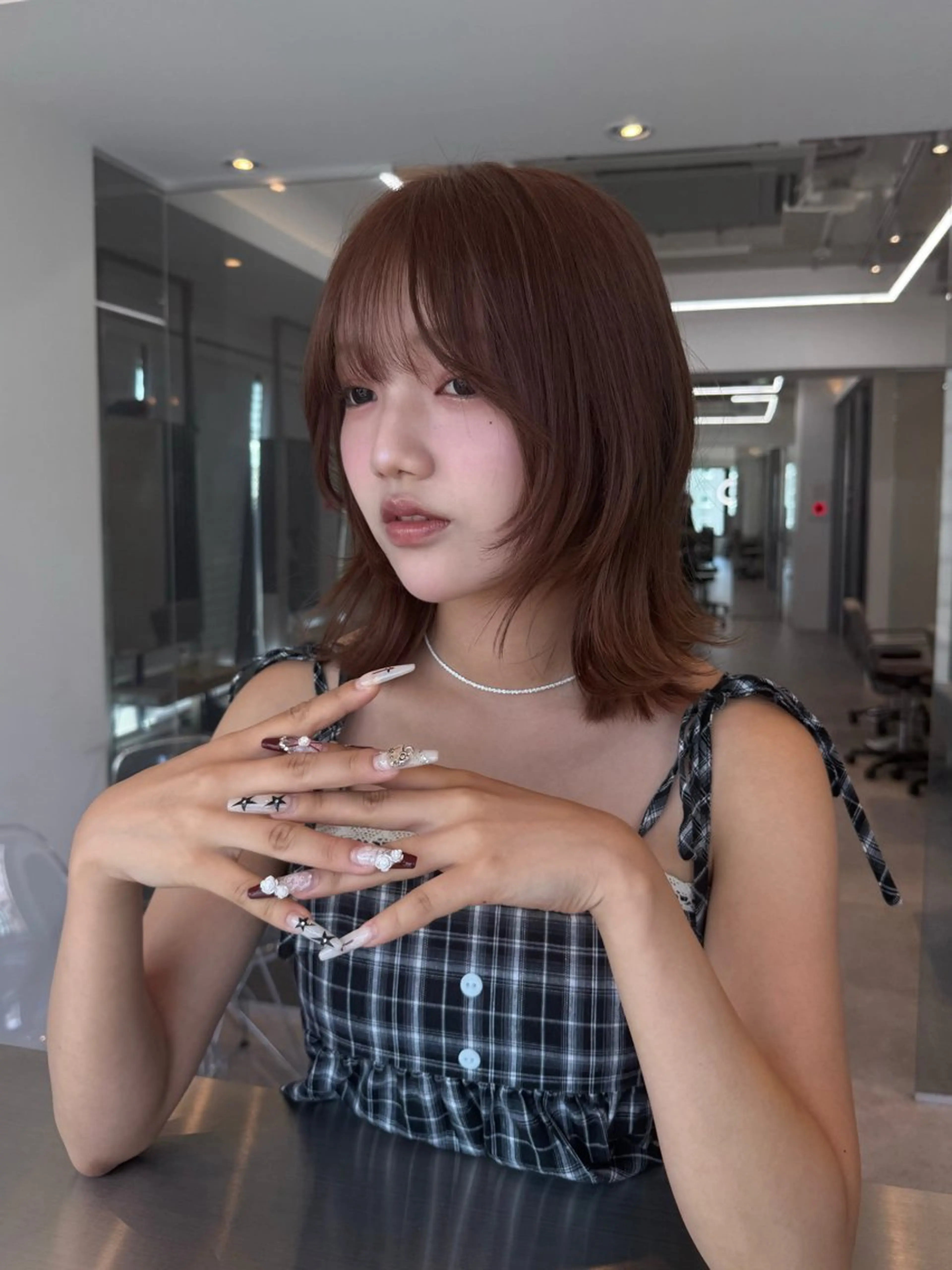 ミディアム カラー ミディアムレイヤー ブラウンカラー ミルクティーブラウン レイヤーカット カット ヘアカラー トリートメント 髪質改善／艶髪 ❥❥Natsukiのヘアスタイル