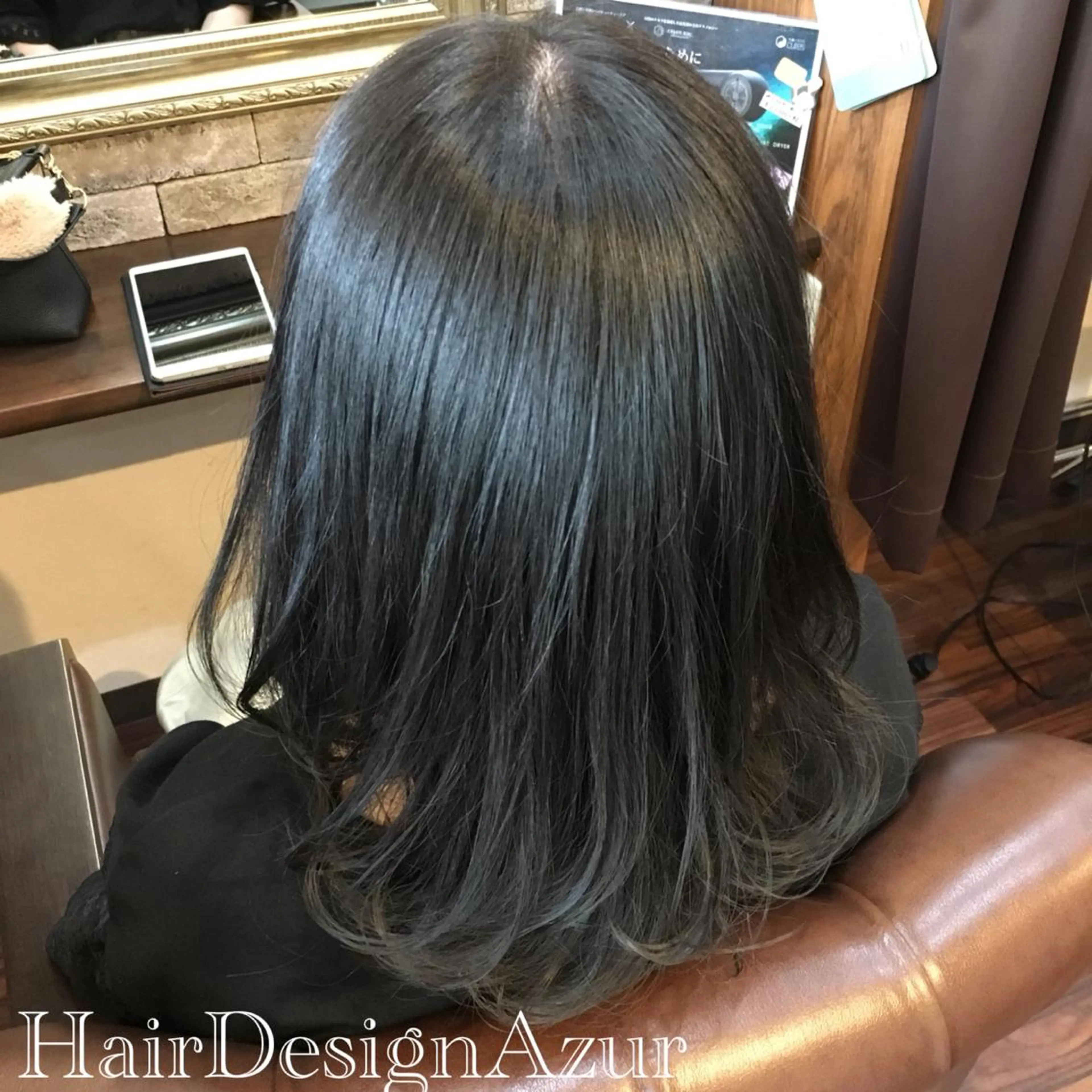 ミディアム カラー HairDesign Azurのヘアスタイル