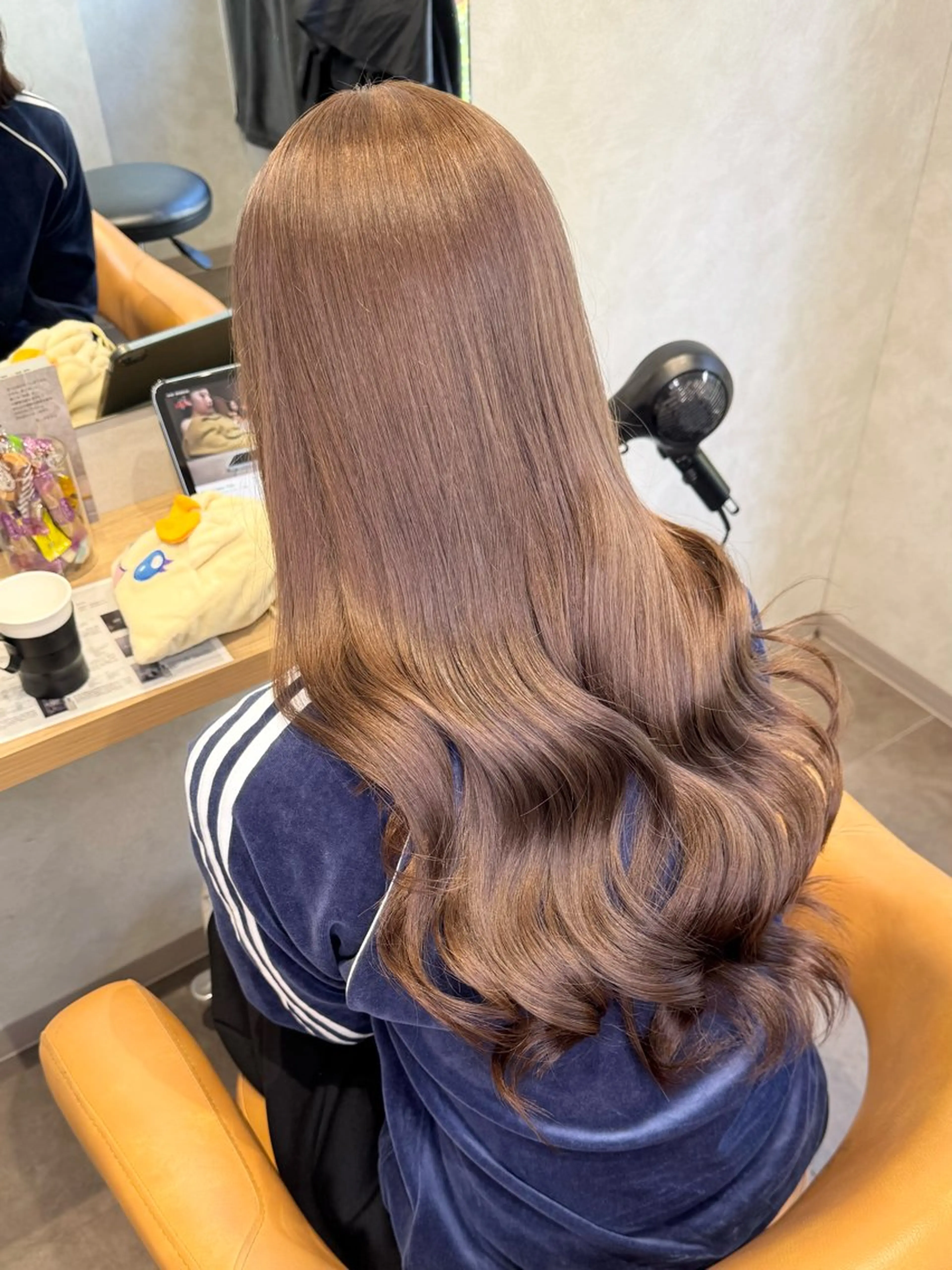 ロング カラー ヘアカラー トリートメント SALOWIN札幌大通り所属・札幌ハイトーン/ ブリーチカラー/ドイのヘアスタイル