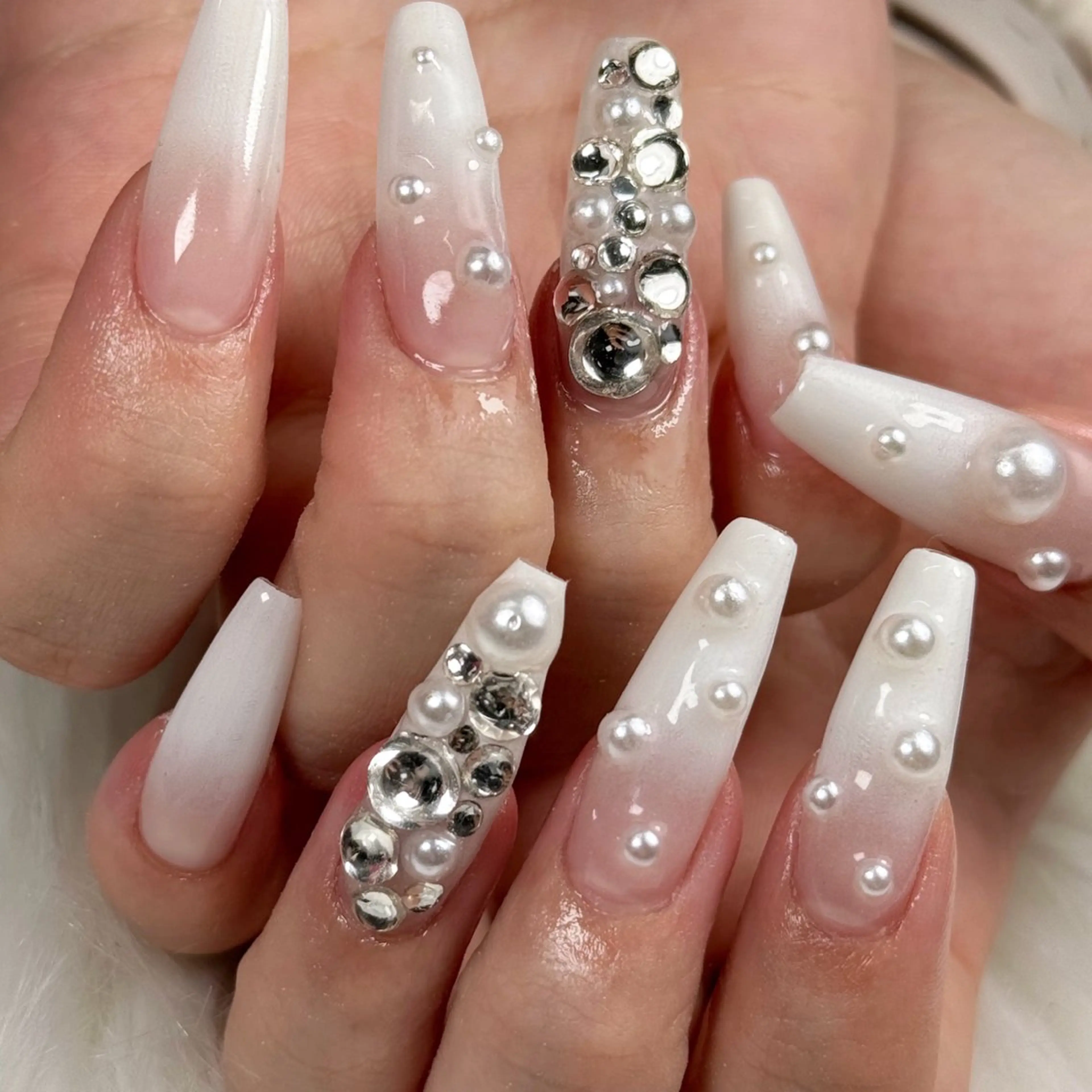 ネイル ハンドネイル Nail Salon L'arc所属・💊大阪/南船場 monica🧠のネイルデザイン